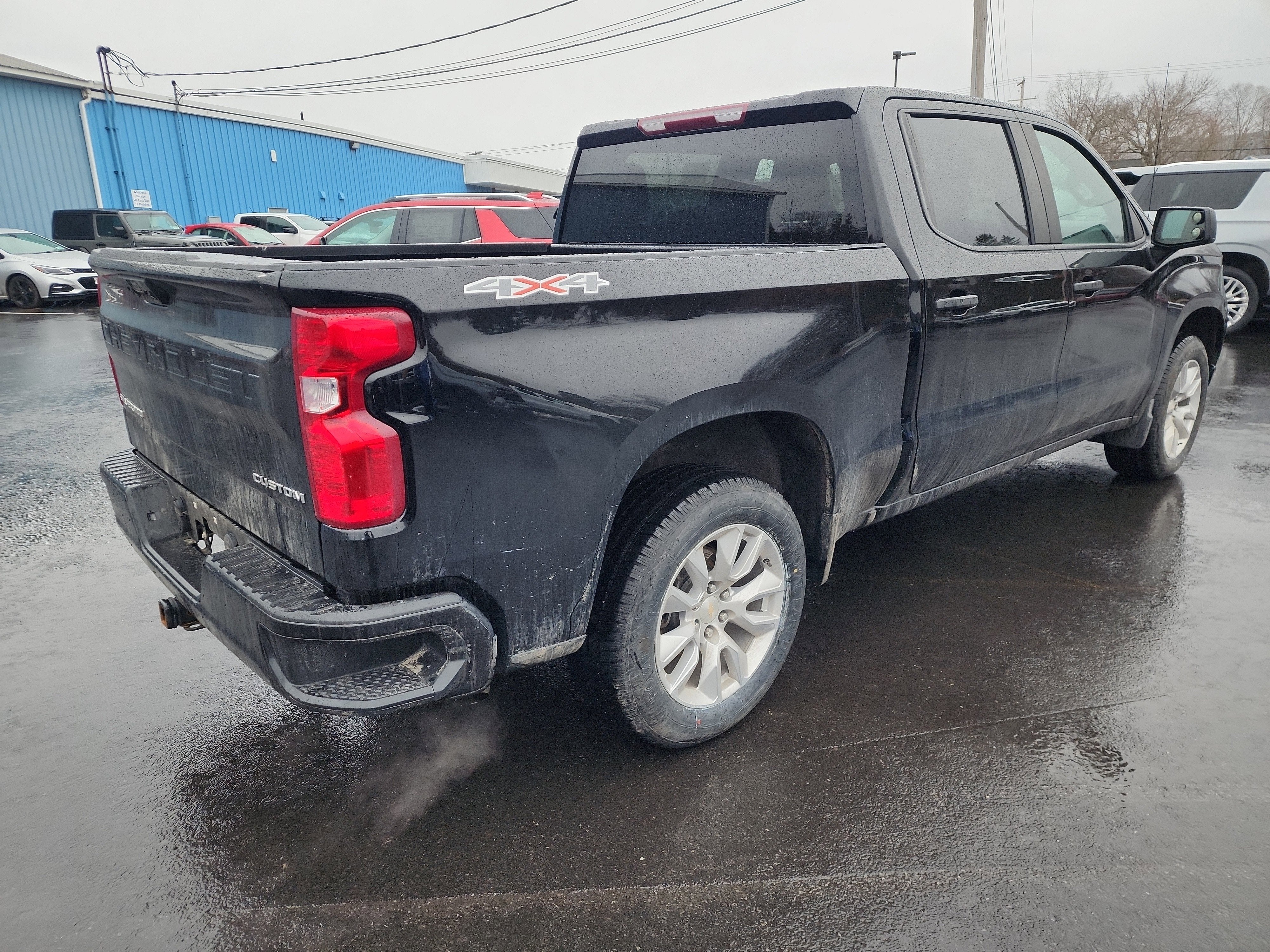 2023 Chevrolet Silverado 1500 Custom