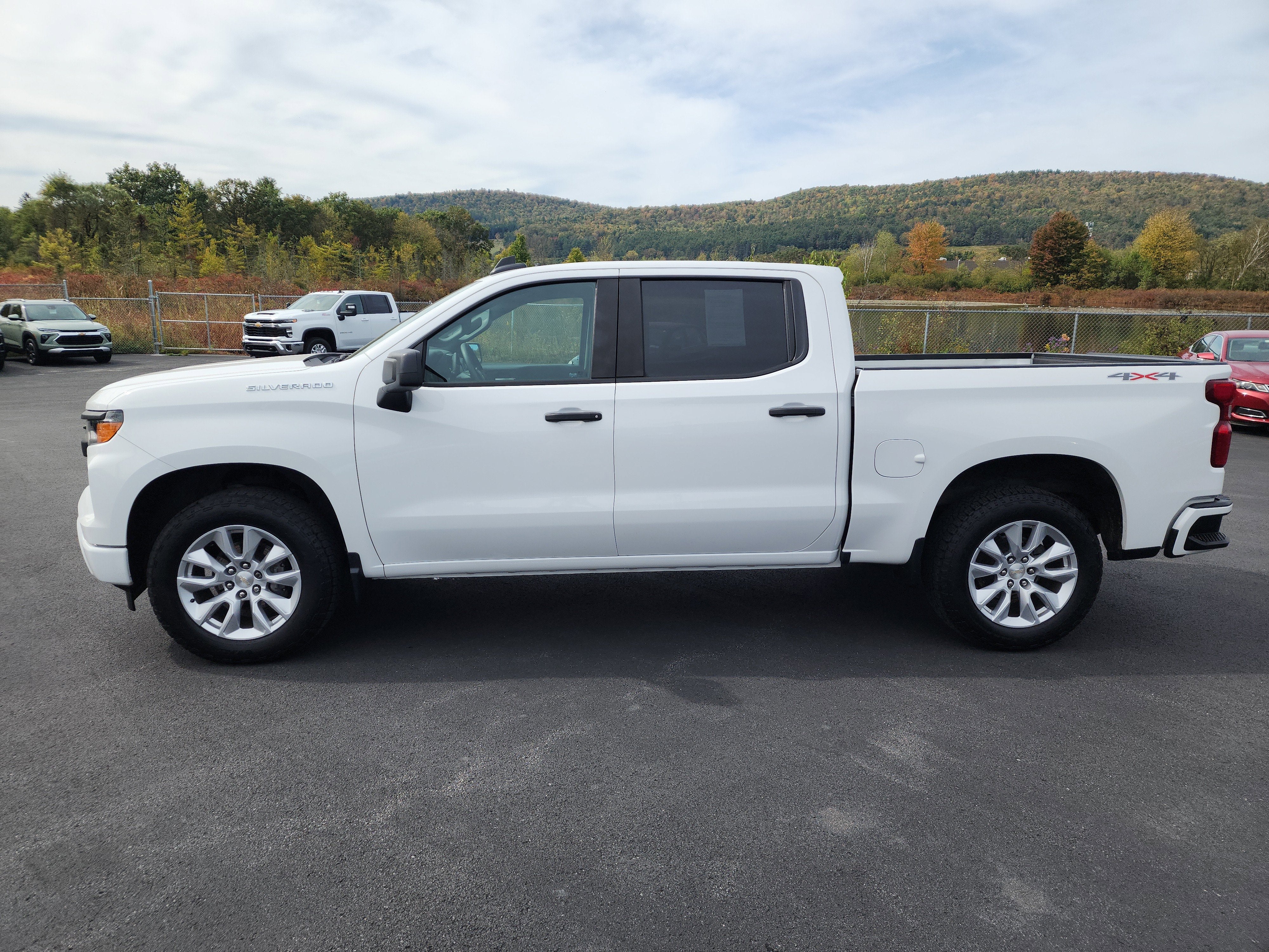 2023 Chevrolet Silverado 1500 Custom