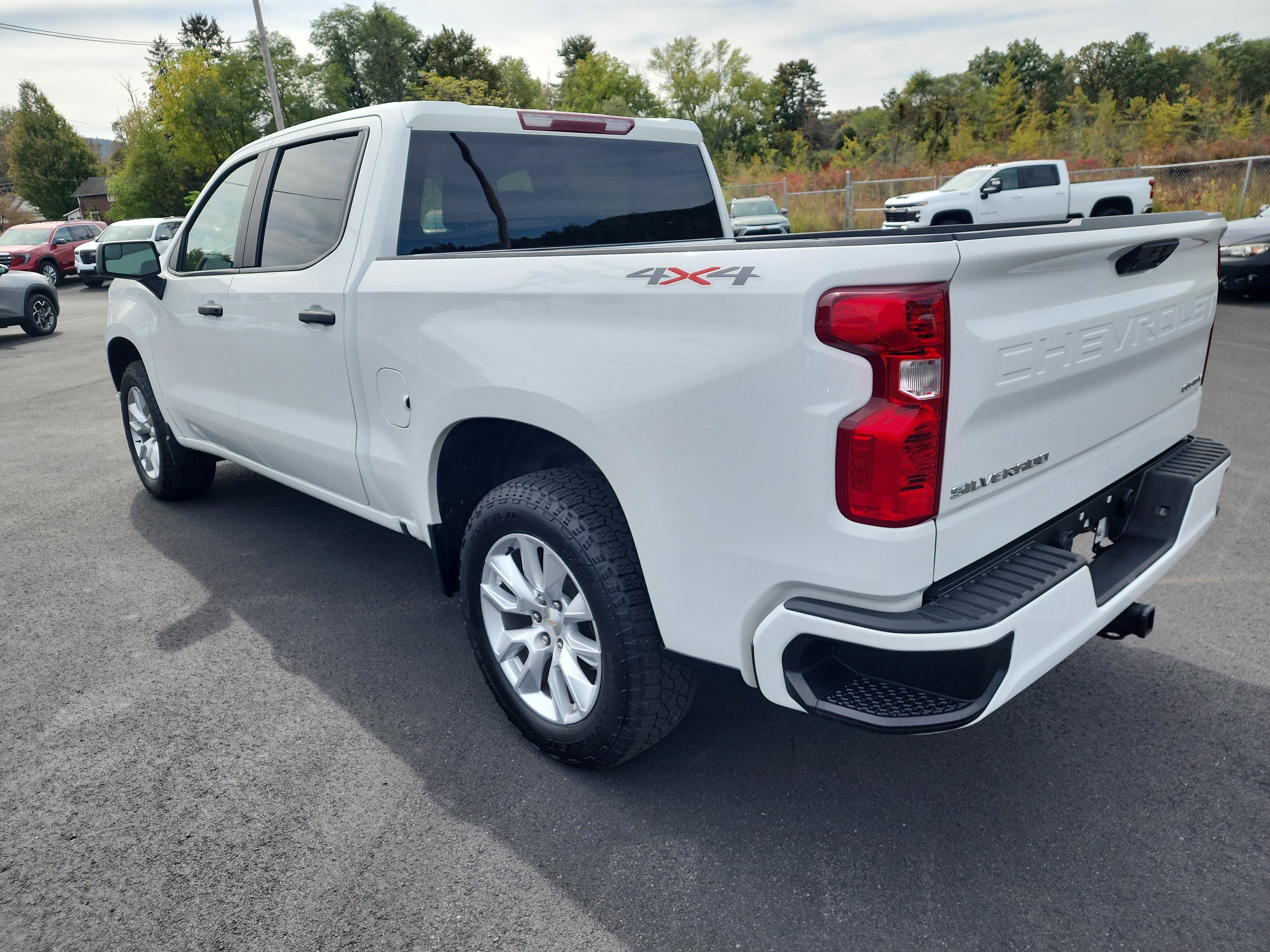 2023 Chevrolet Silverado 1500 Custom