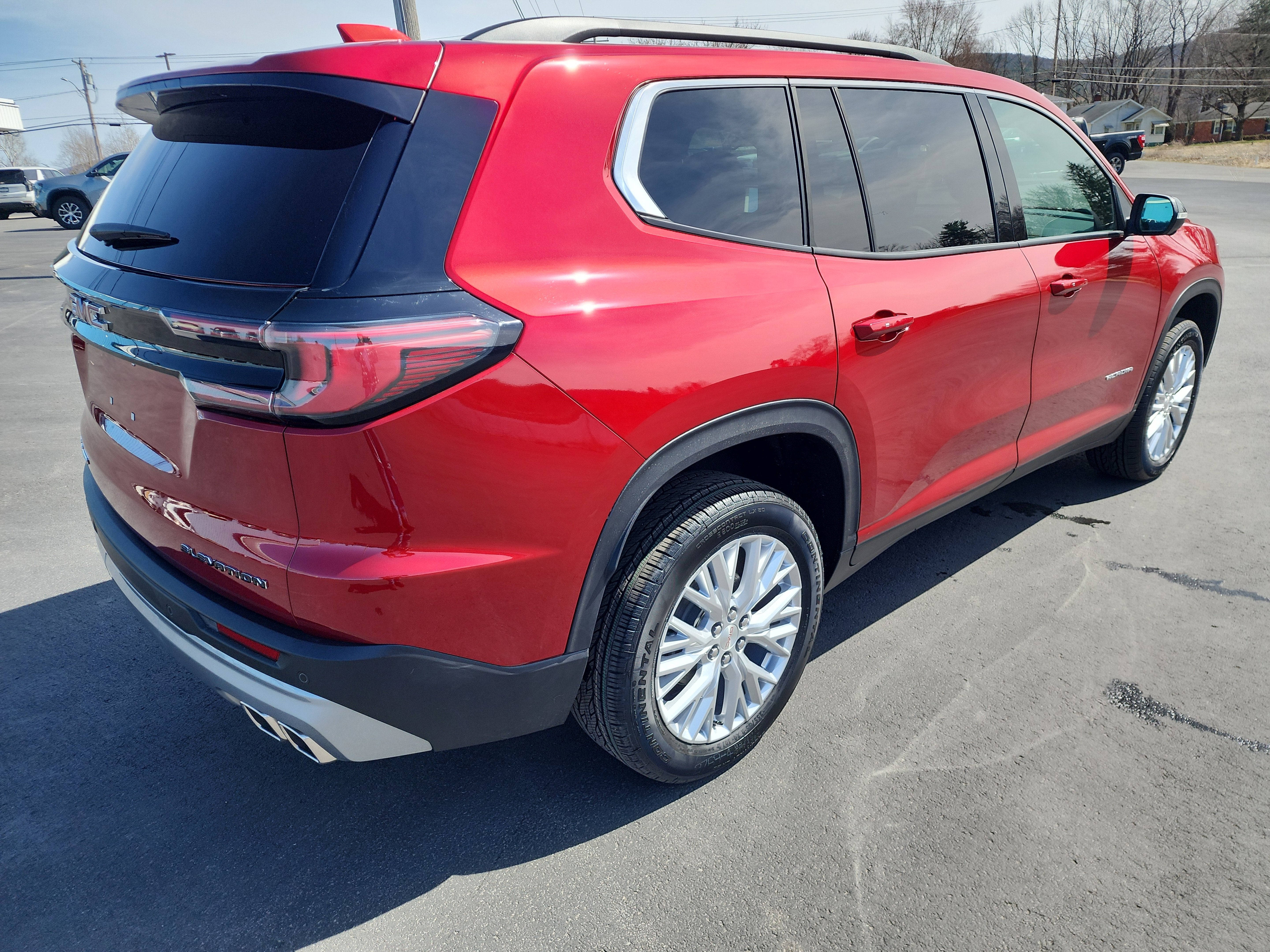 2025 GMC Acadia Elevation
