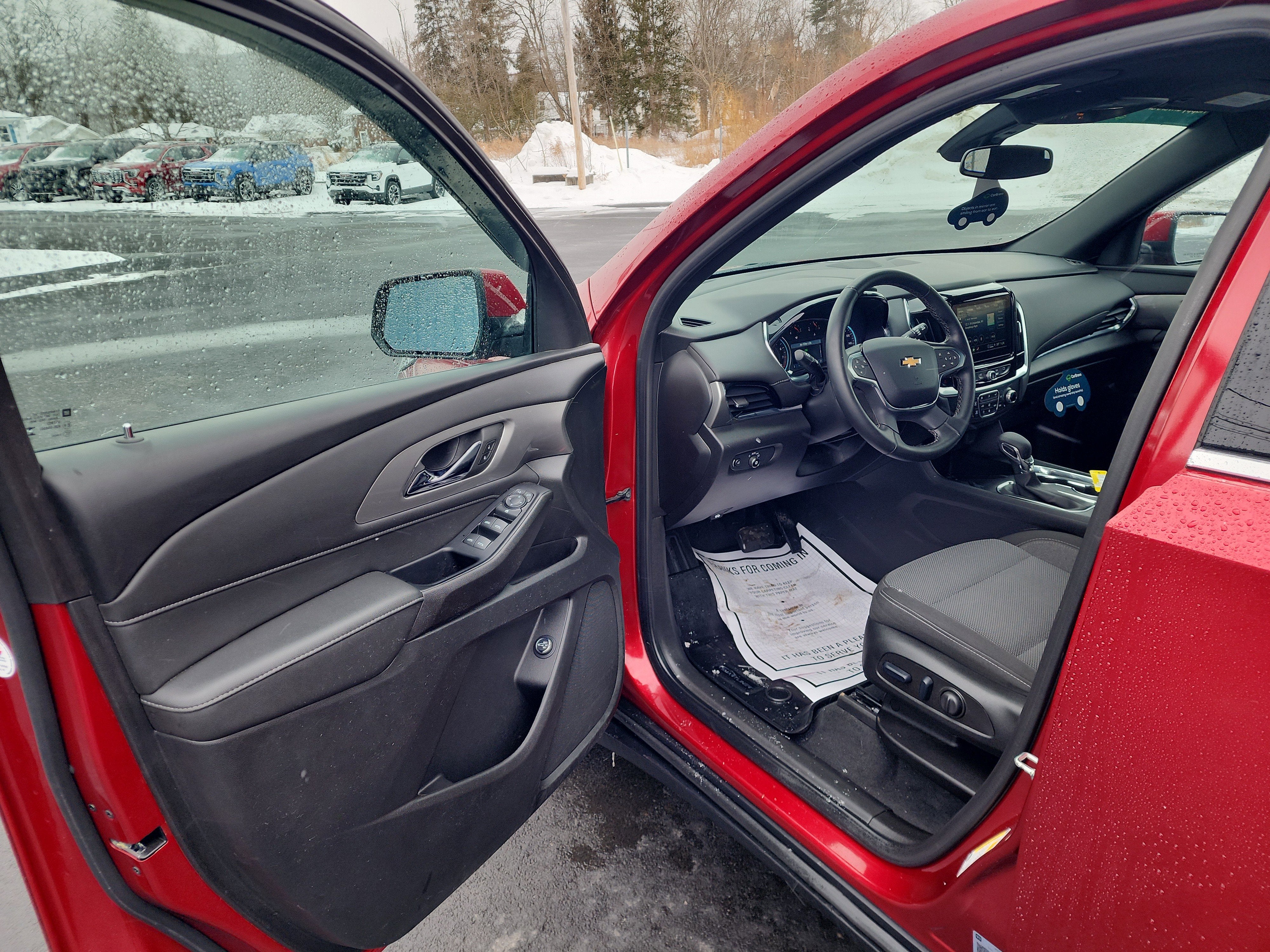 2024 Chevrolet Traverse Limited LT Cloth