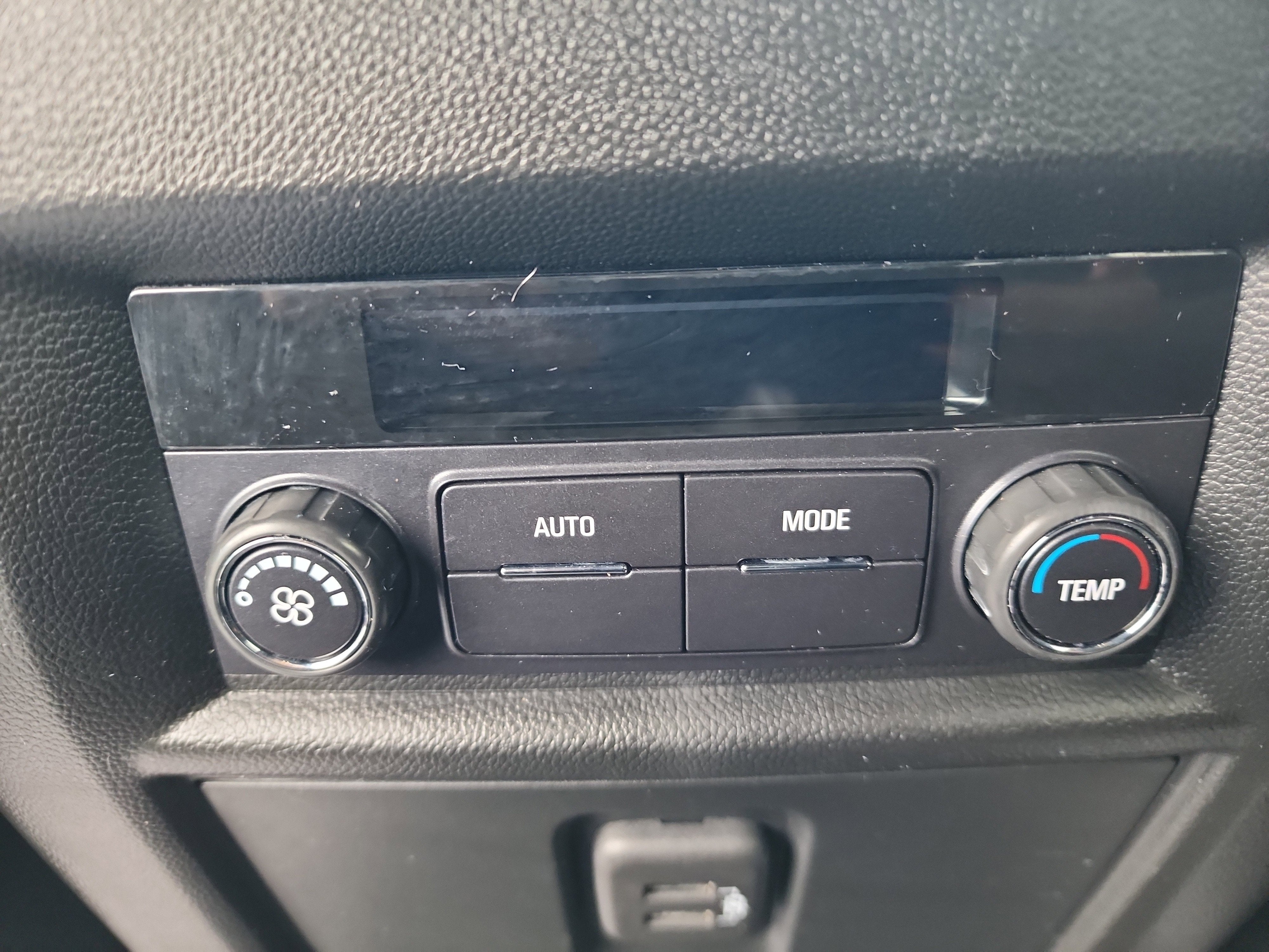 2024 Chevrolet Traverse Limited LT Cloth