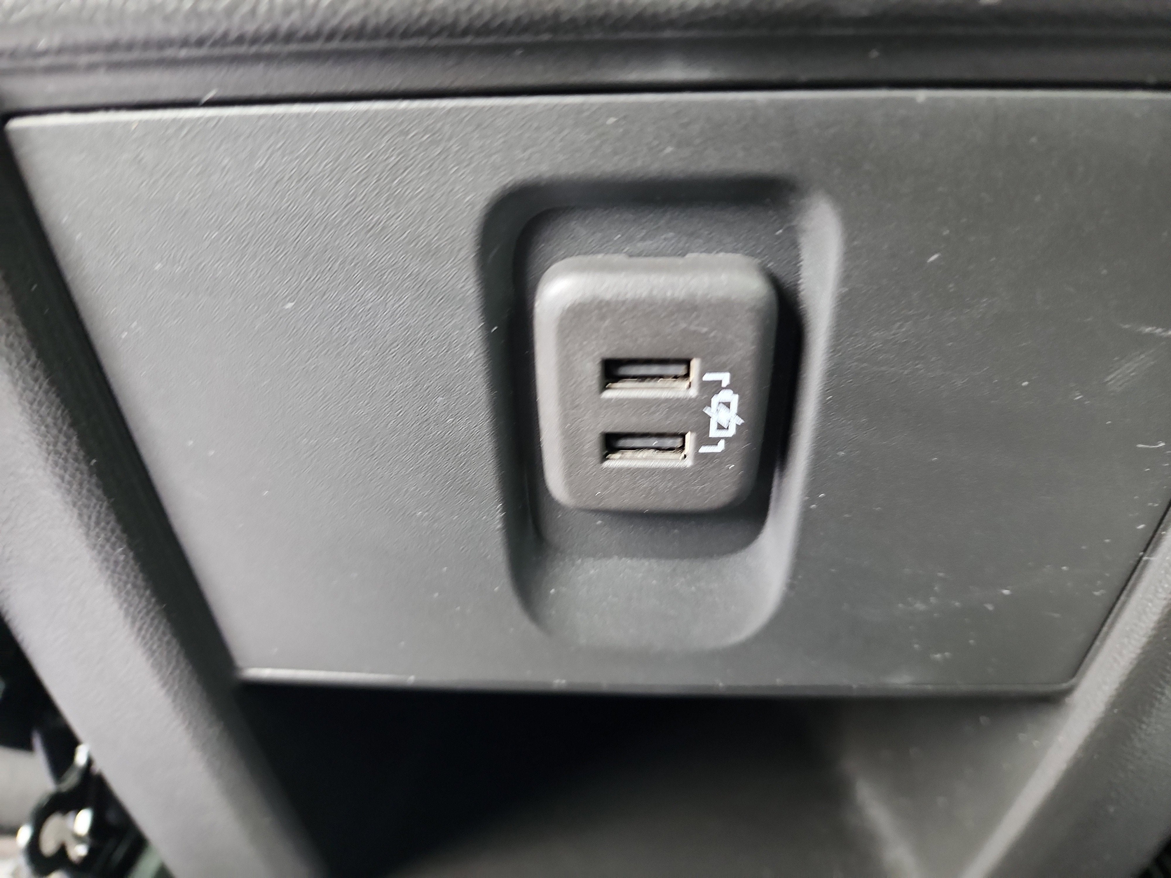 2024 Chevrolet Traverse Limited LT Cloth