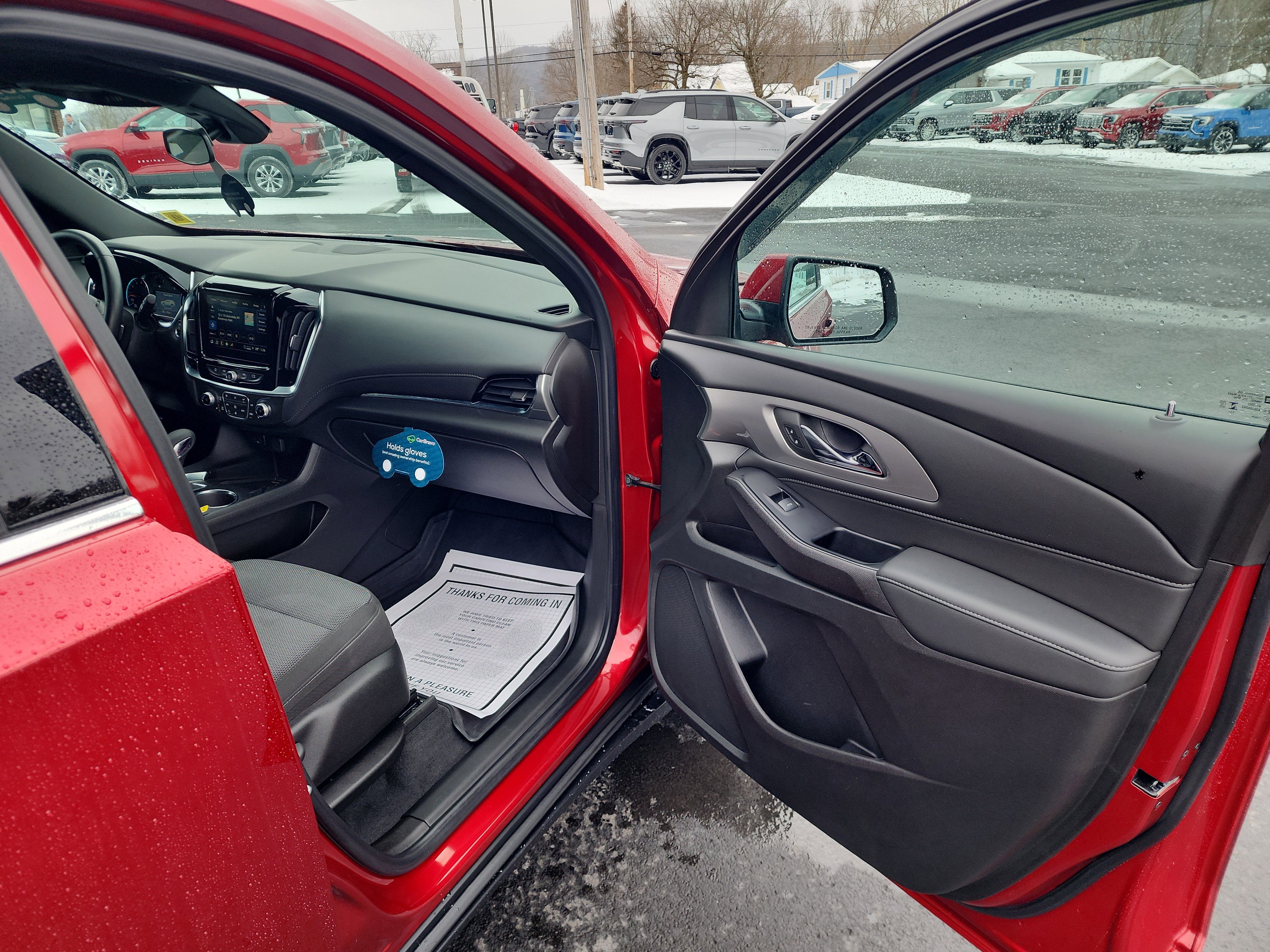 2024 Chevrolet Traverse Limited LT Cloth