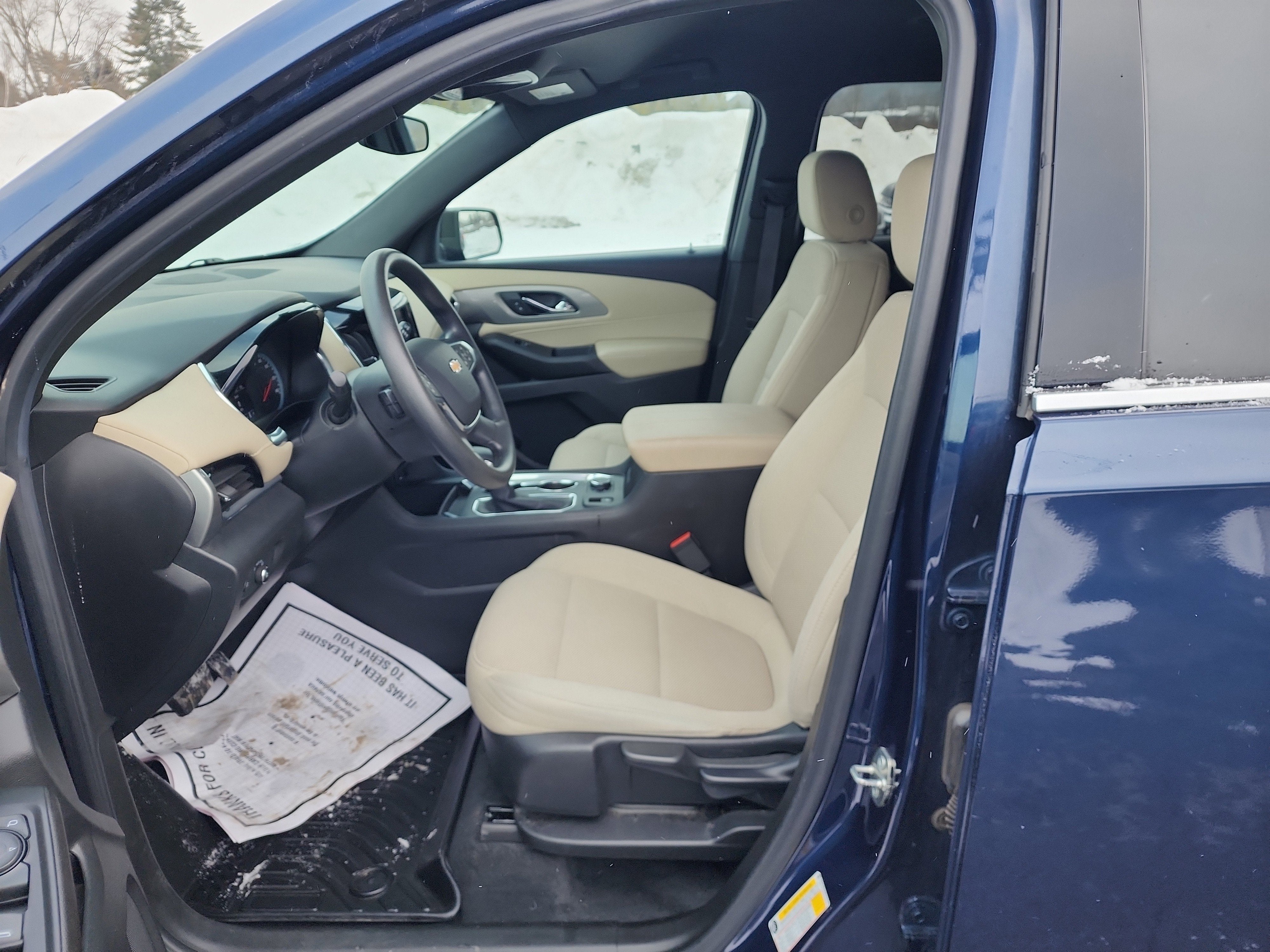 2022 Chevrolet Traverse LS