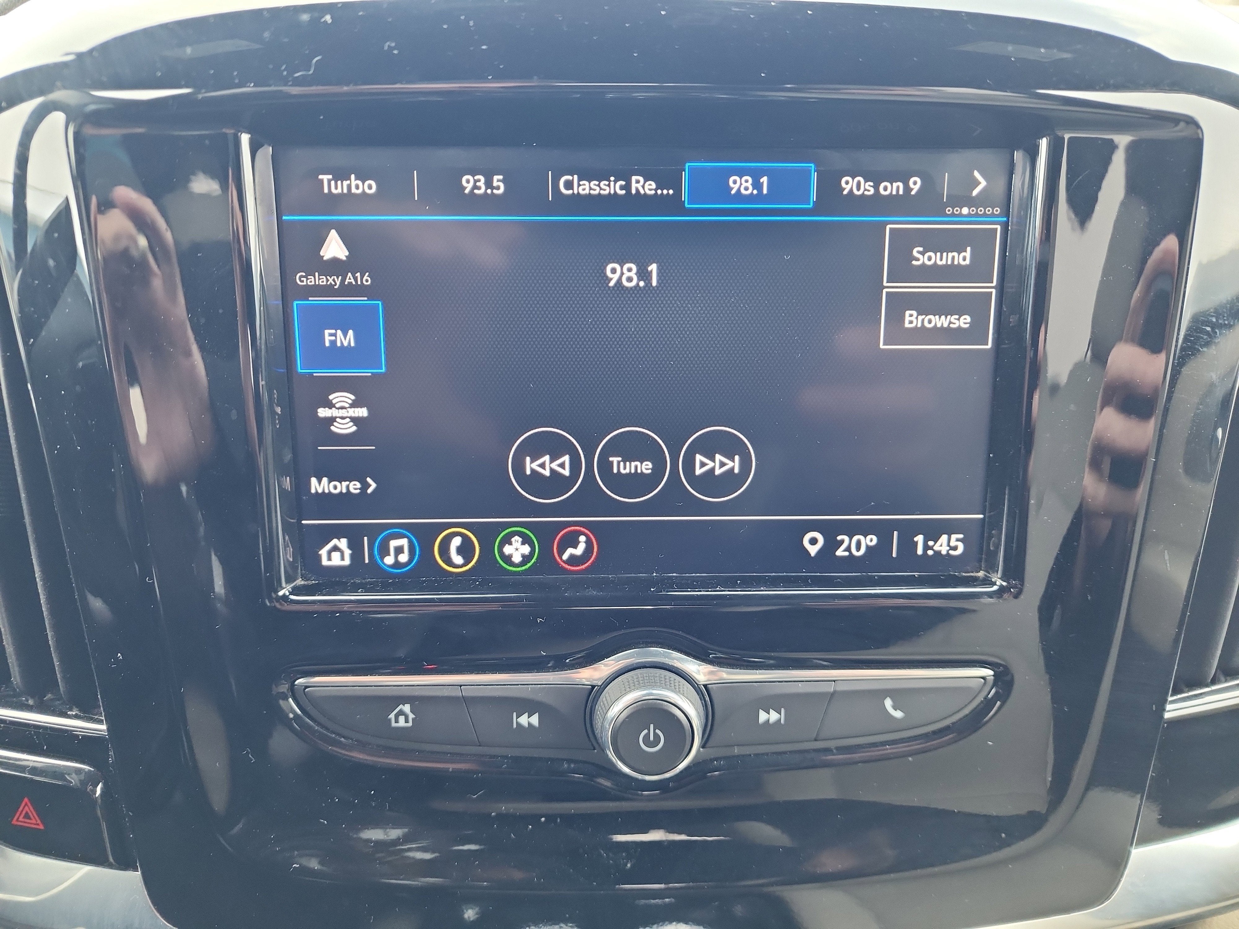 2022 Chevrolet Traverse LS