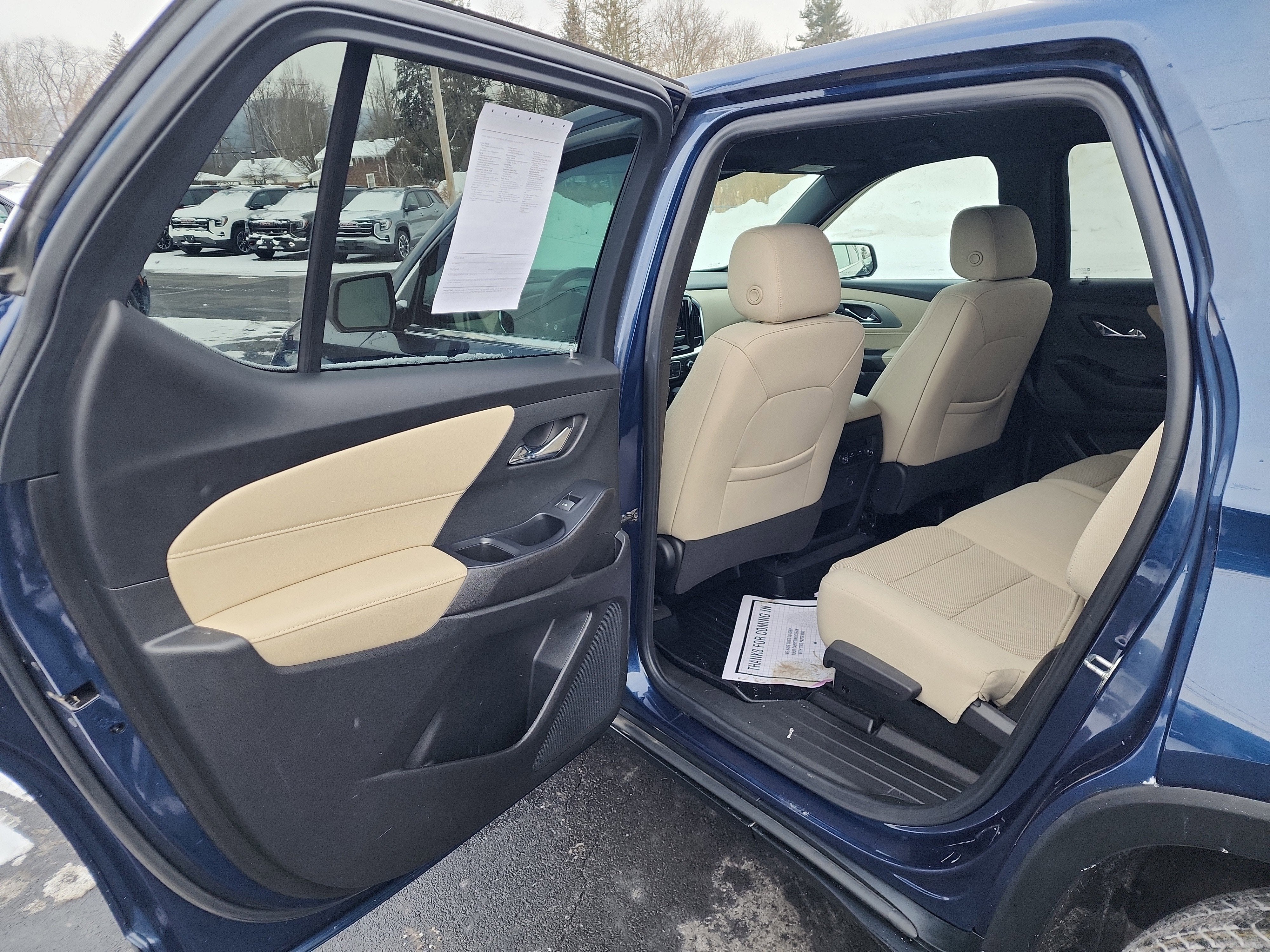 2022 Chevrolet Traverse LS