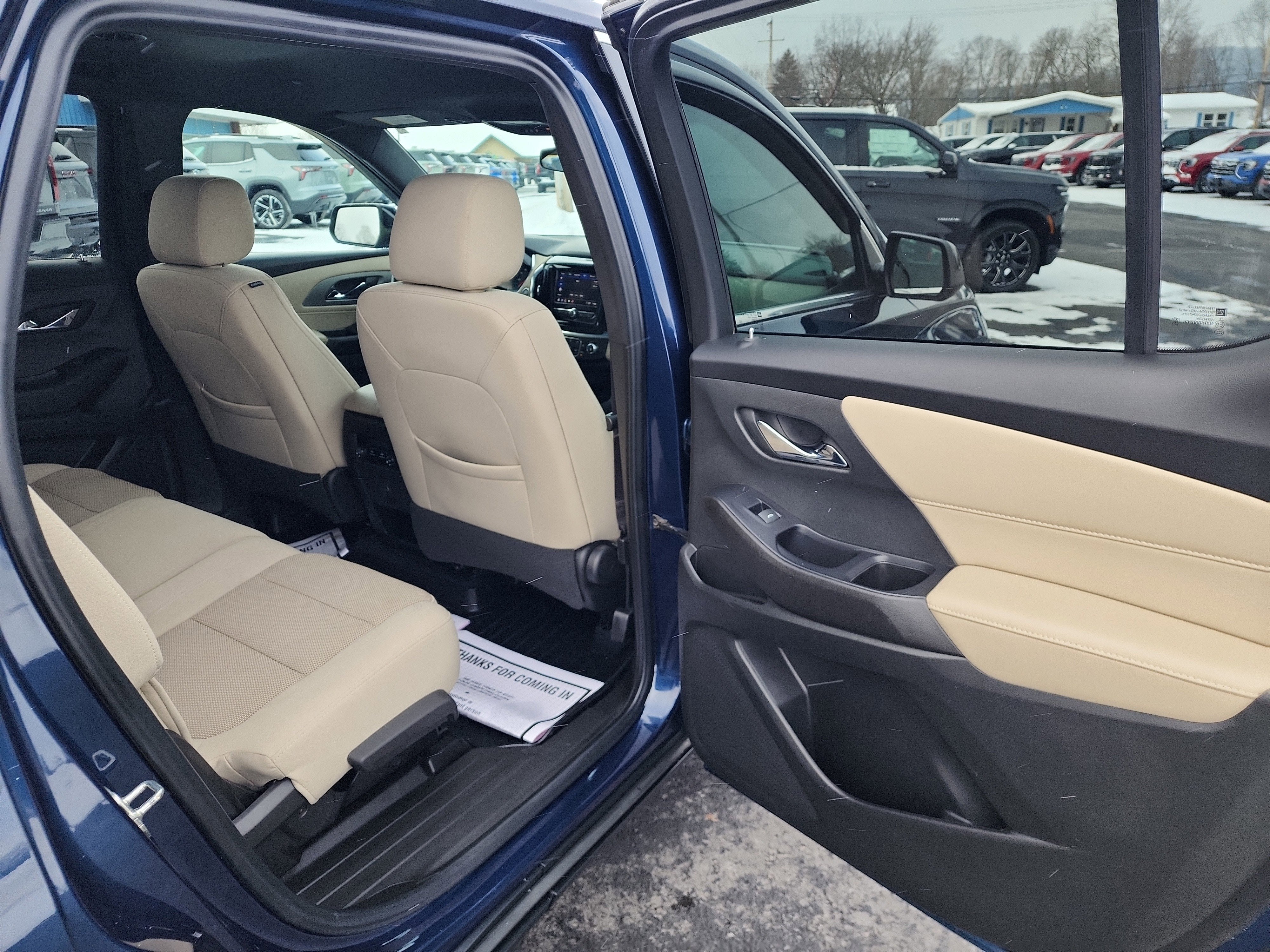 2022 Chevrolet Traverse LS