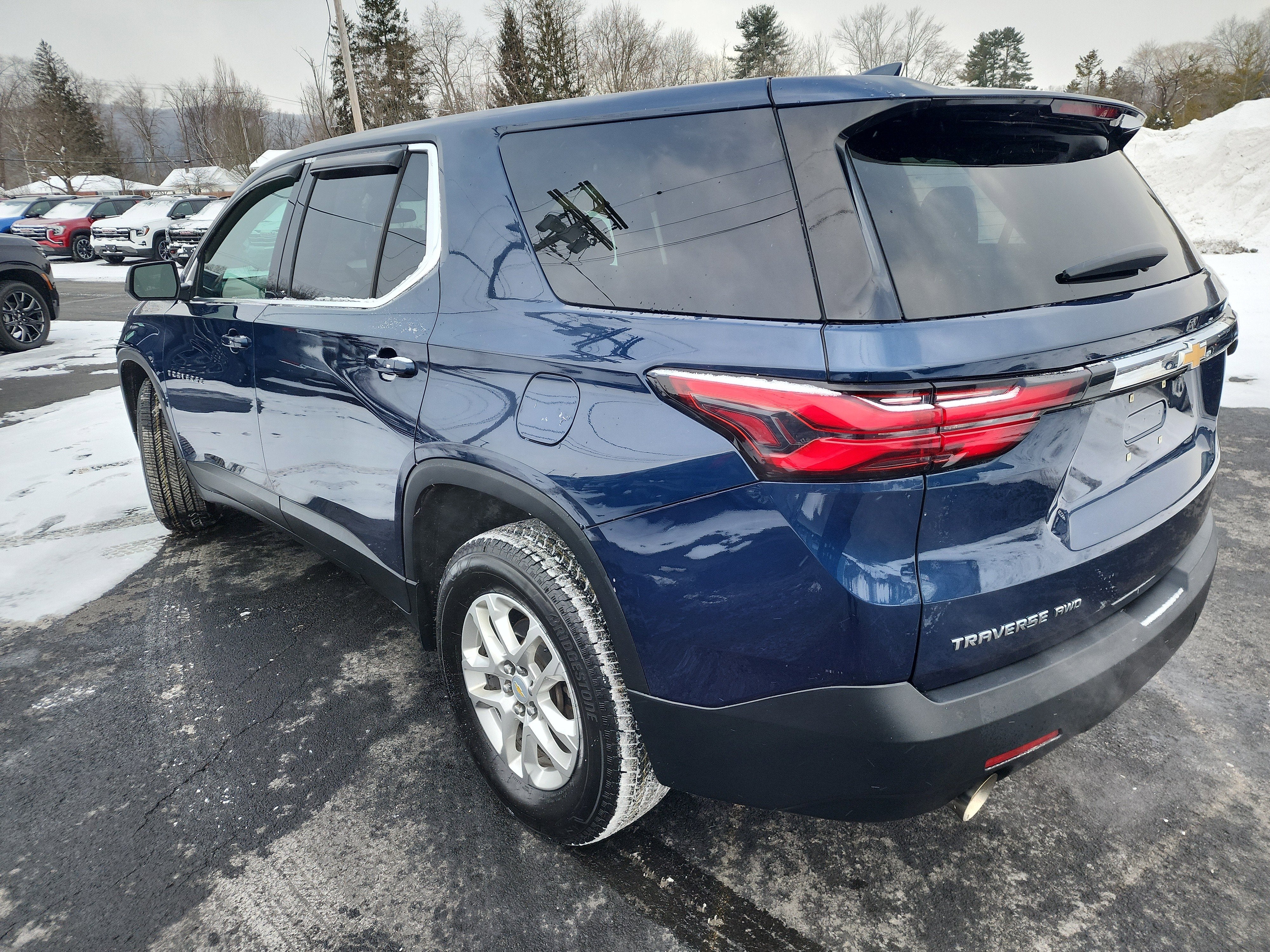 2022 Chevrolet Traverse LS