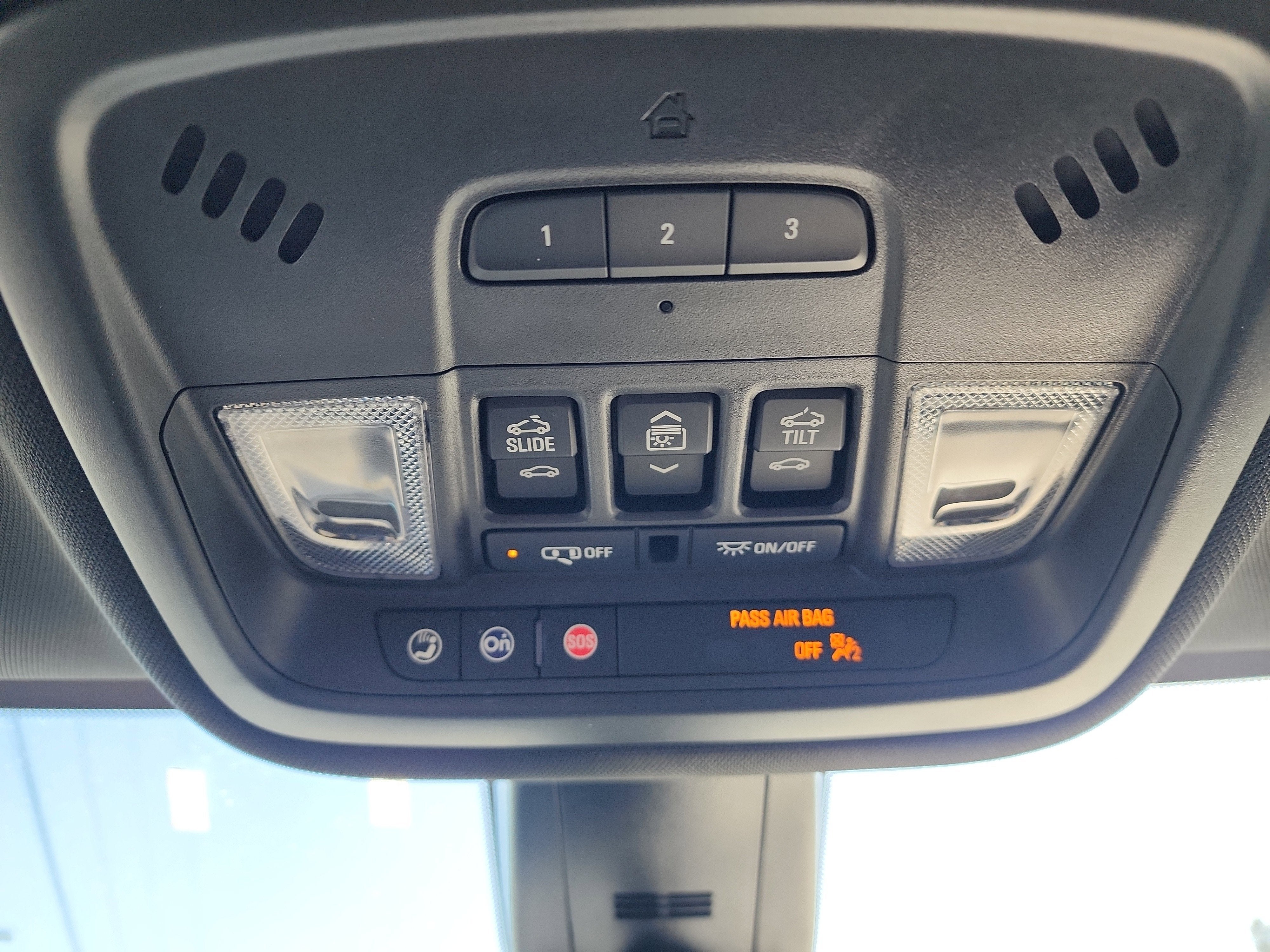 2023 Chevrolet Traverse High Country