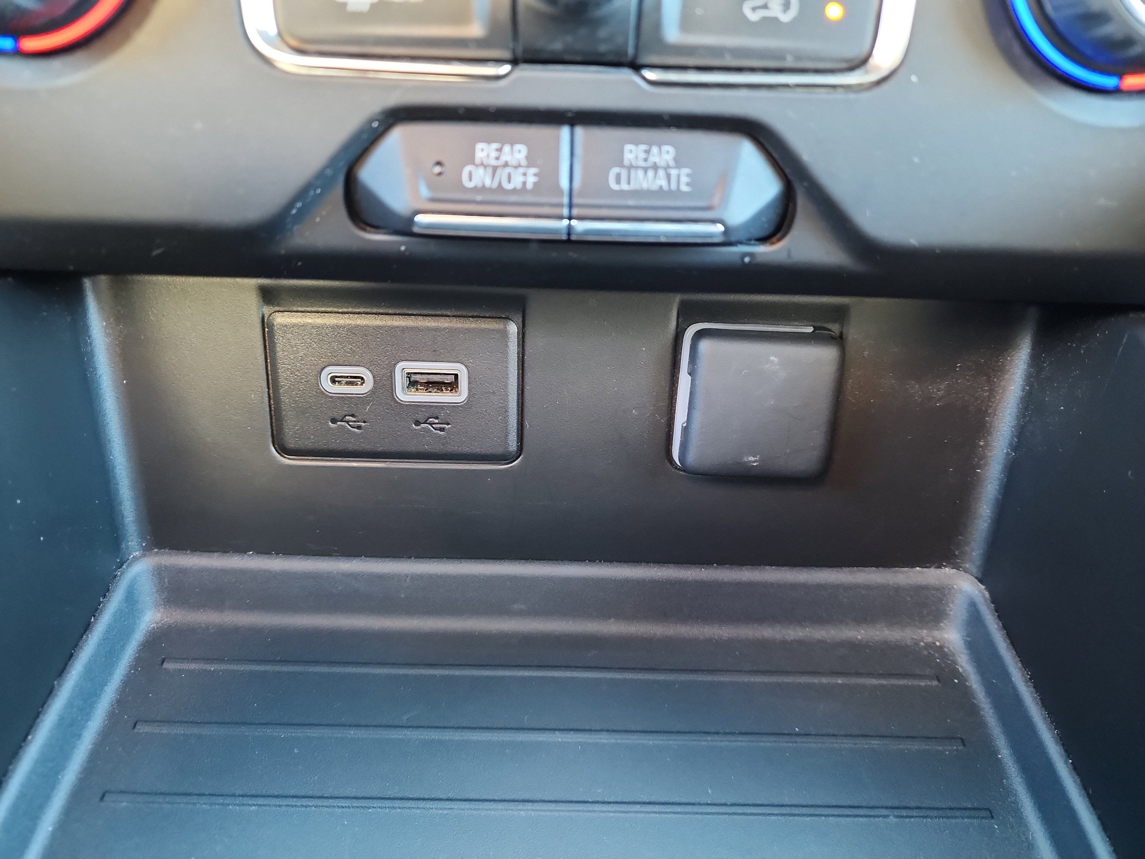 2024 Chevrolet Tahoe LS