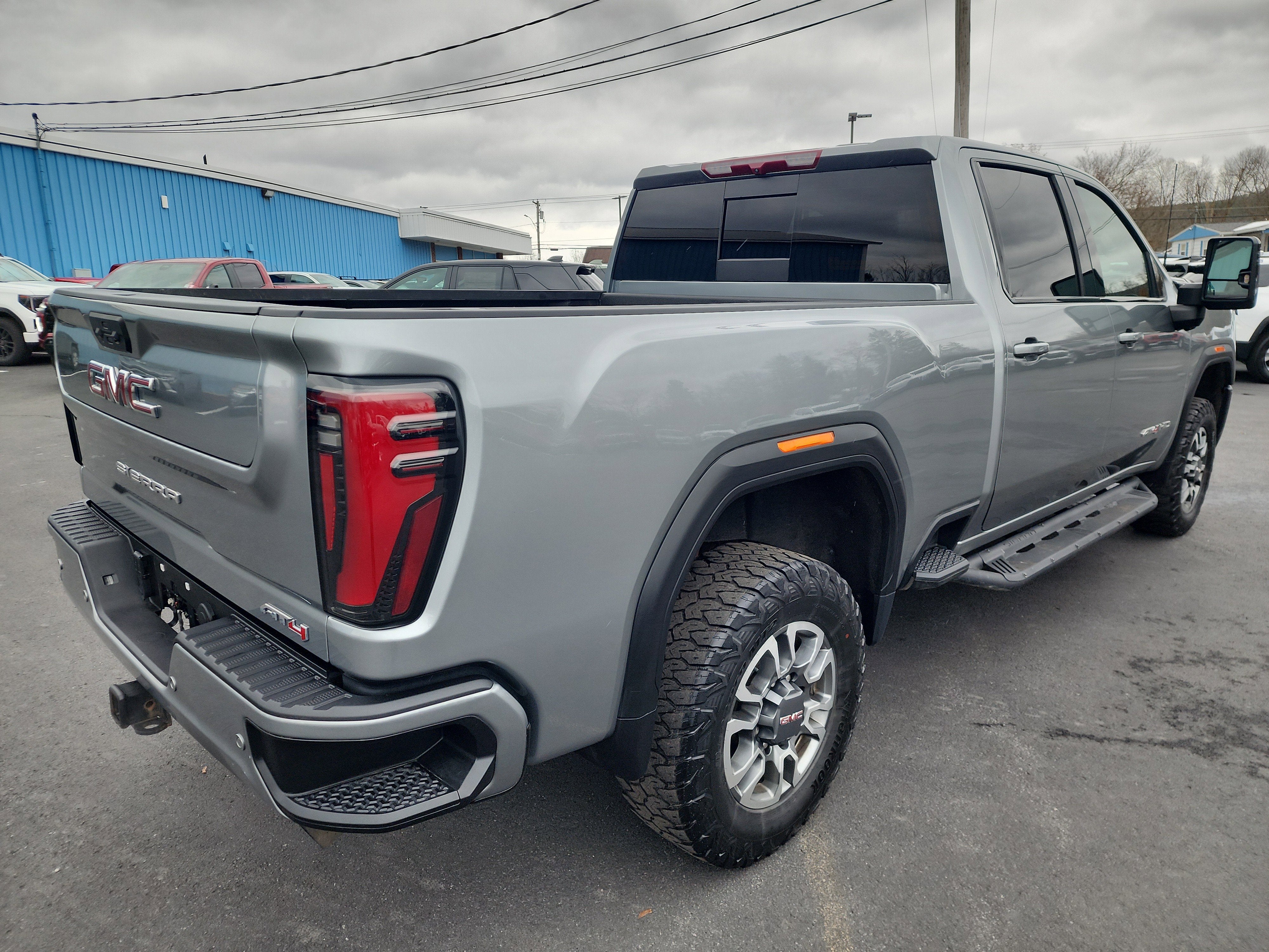 2024 GMC Sierra 2500 HD AT4