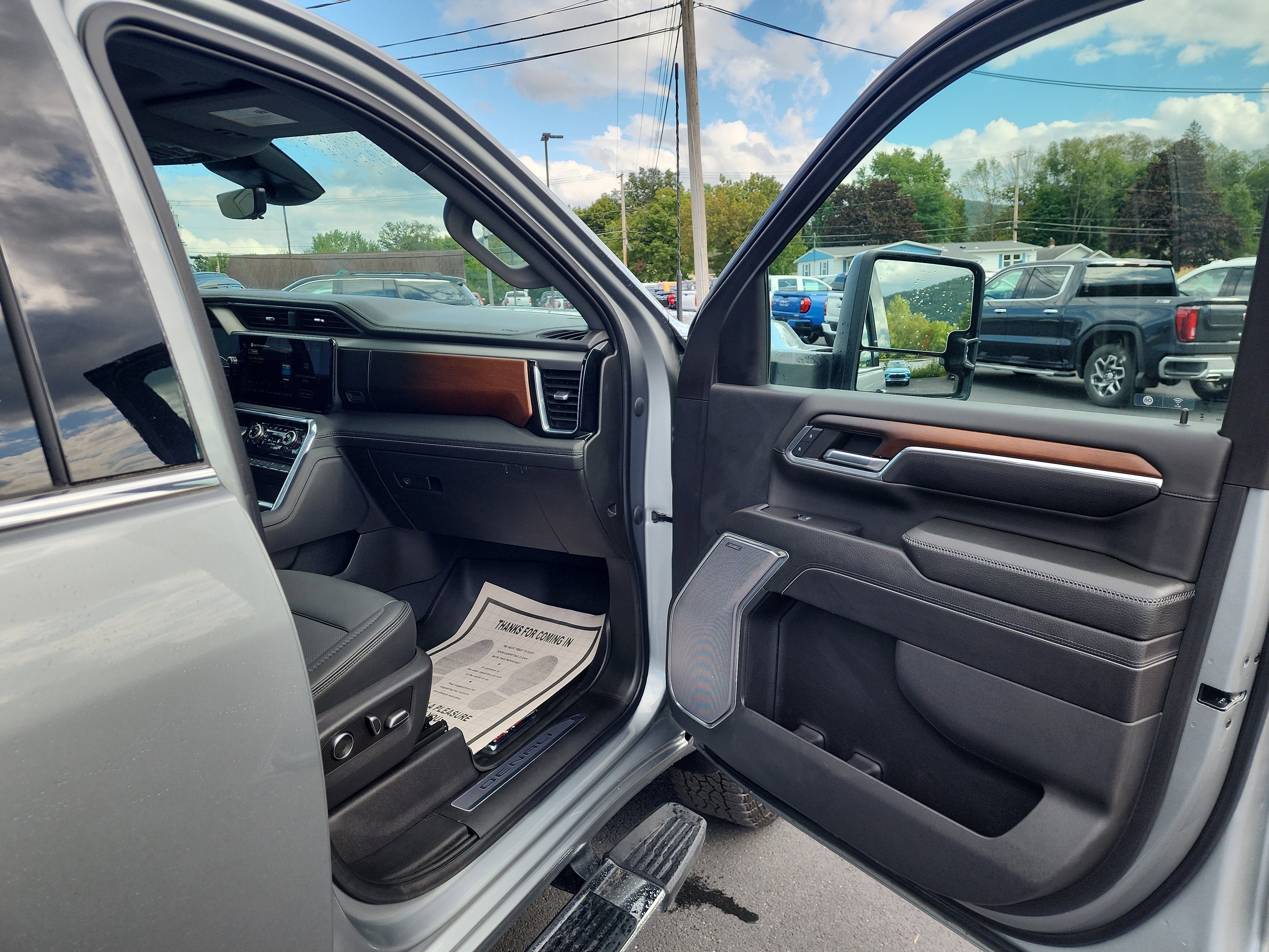 2024 GMC Sierra 2500 HD Denali