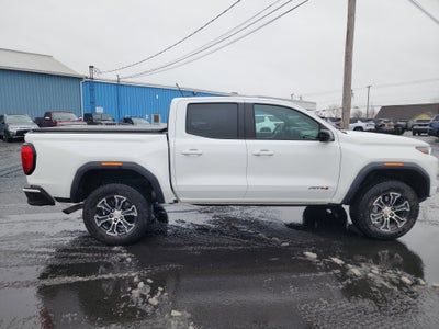 2023 GMC Canyon AT4