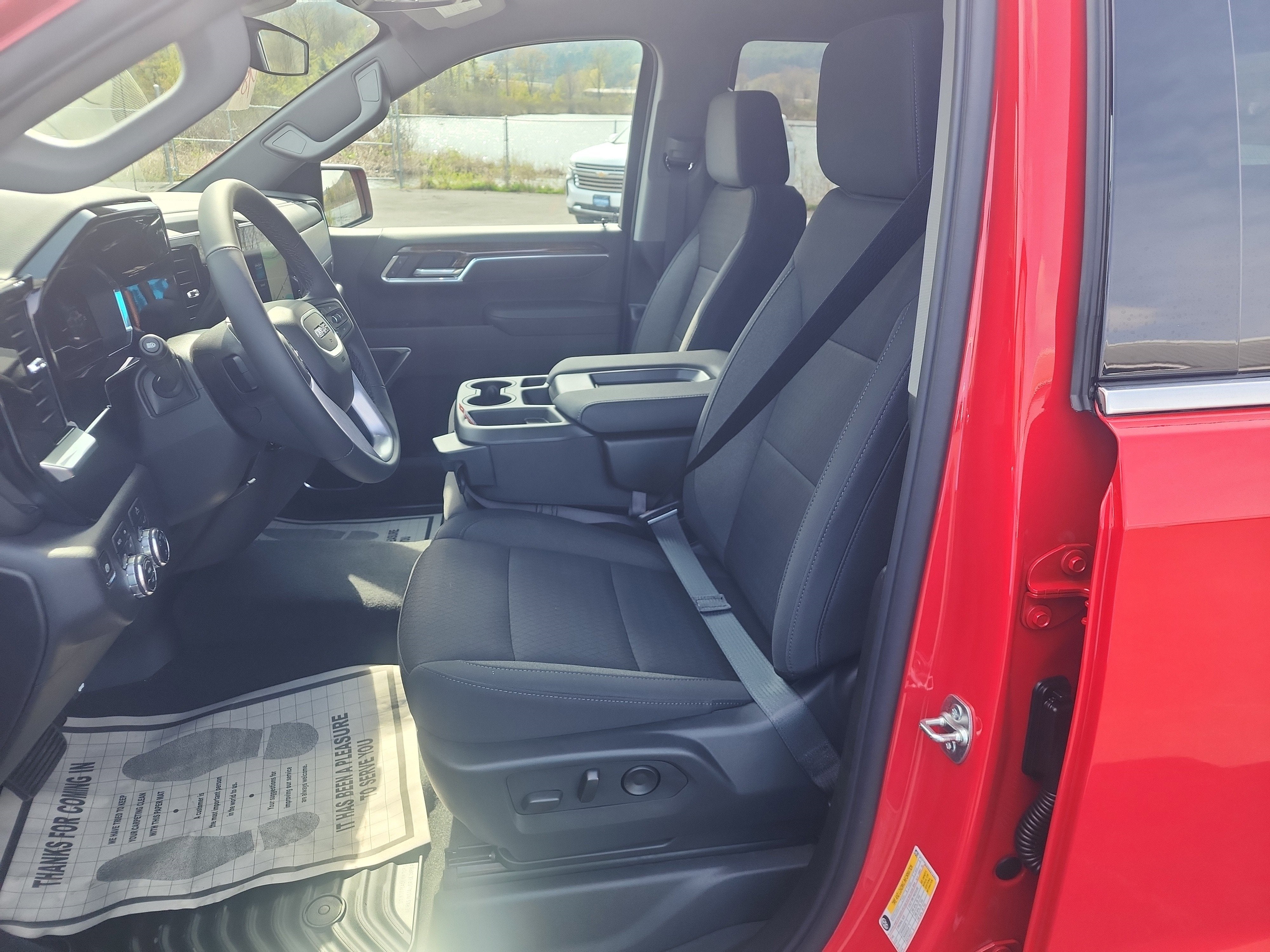 2025 GMC Sierra 1500 SLE