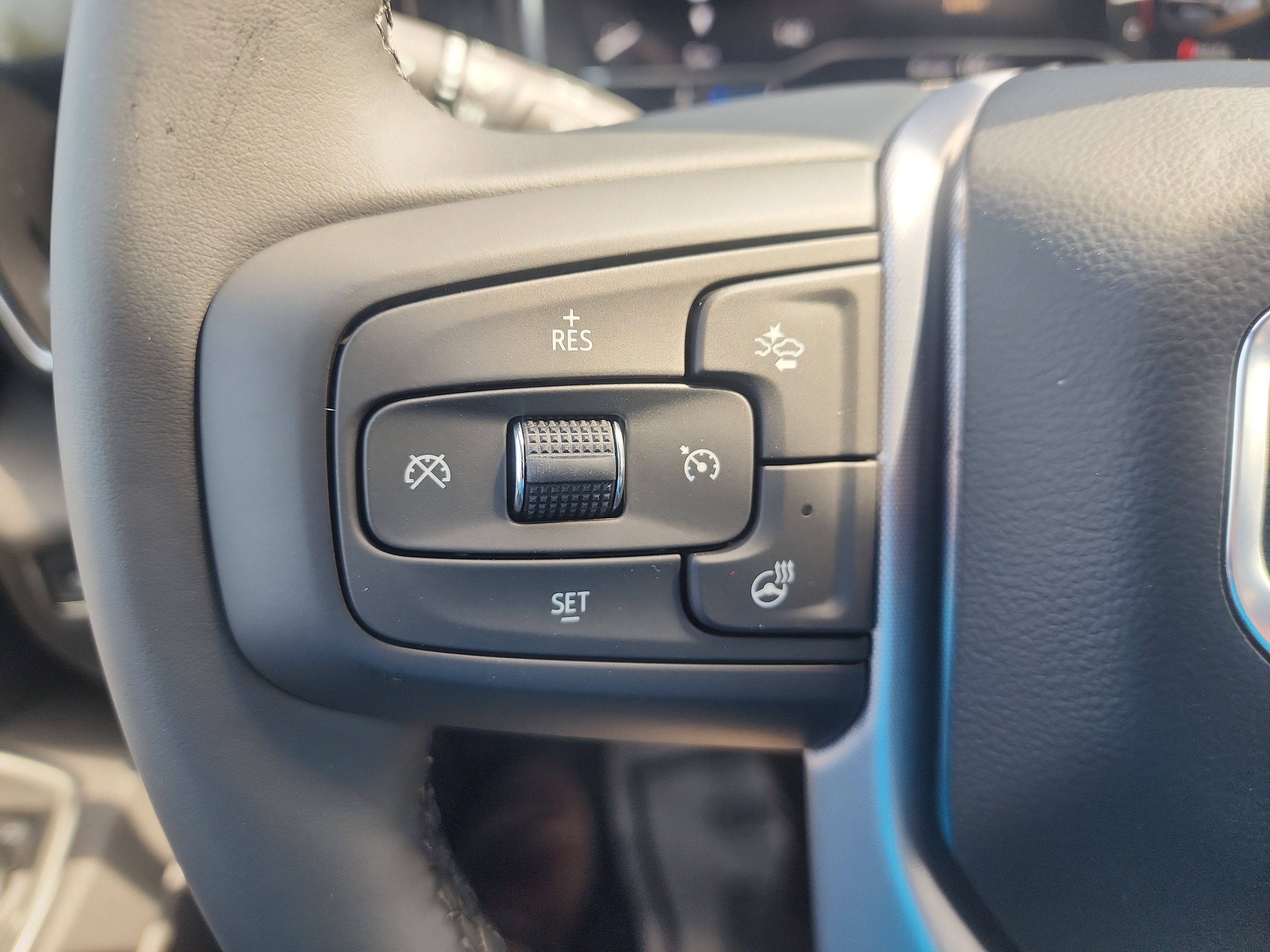 2025 GMC Sierra 1500 SLE