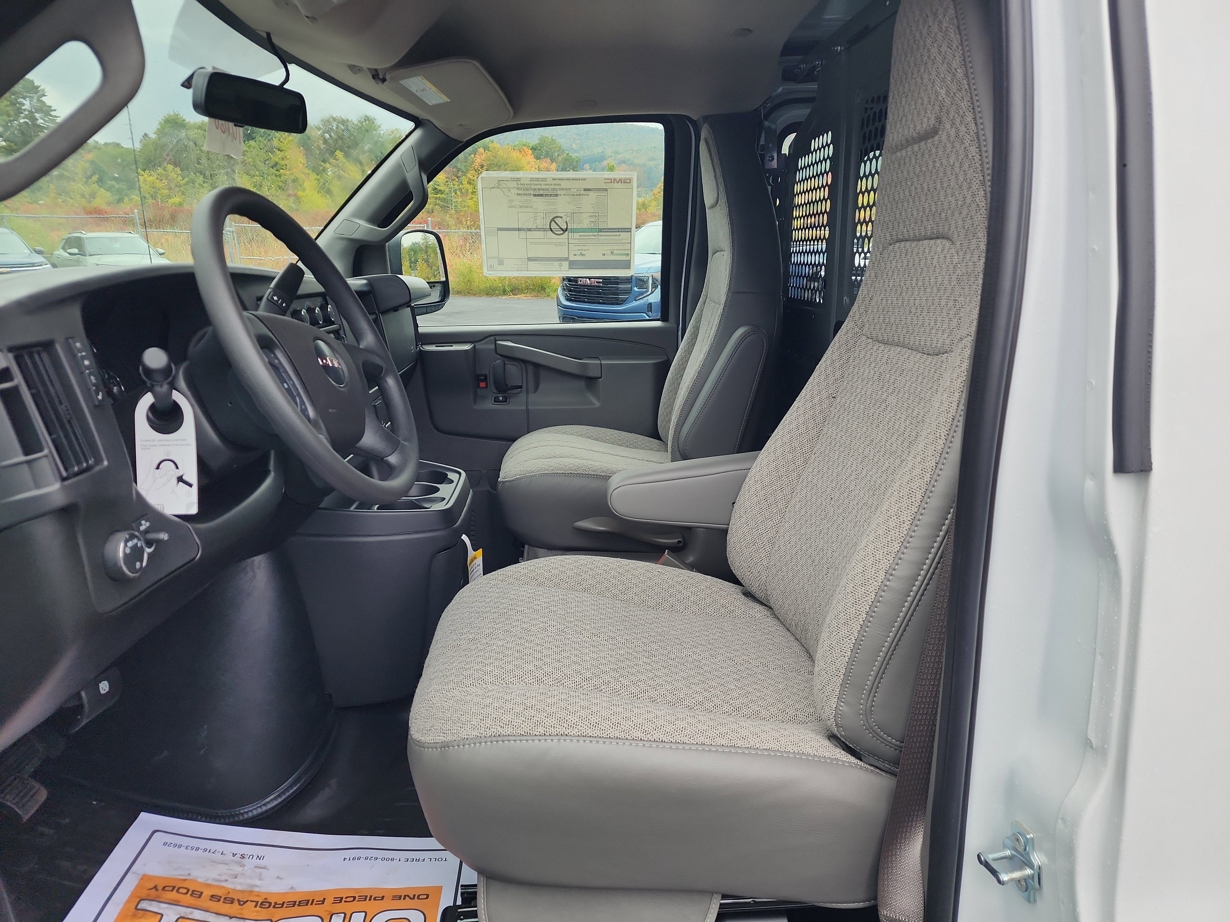 2025 GMC Savana Cargo 3500 Work Van