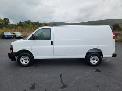 2025 GMC Savana Cargo 3500 Work Van