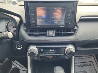 2020 Toyota RAV4 XLE