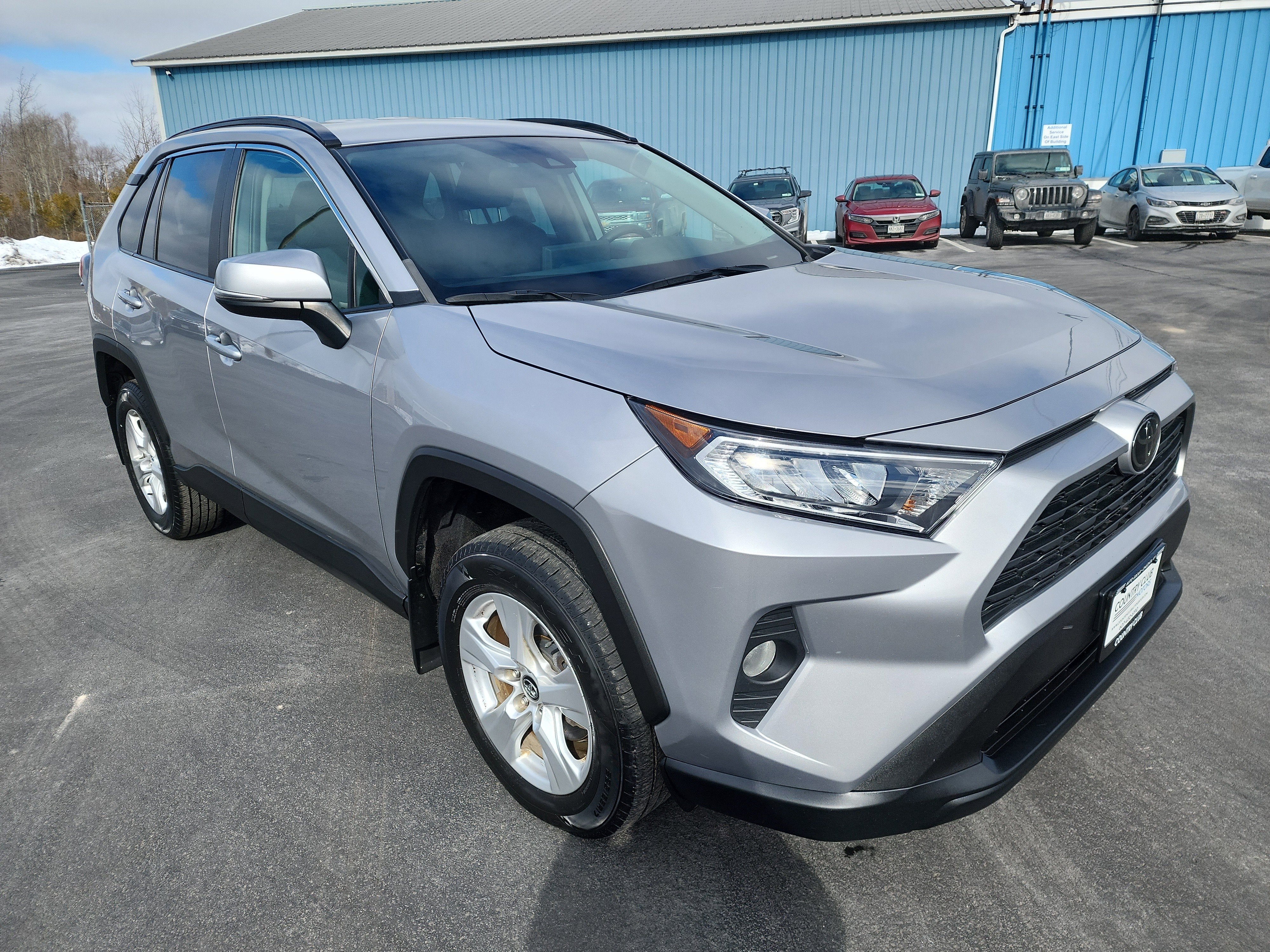 2020 Toyota RAV4 XLE