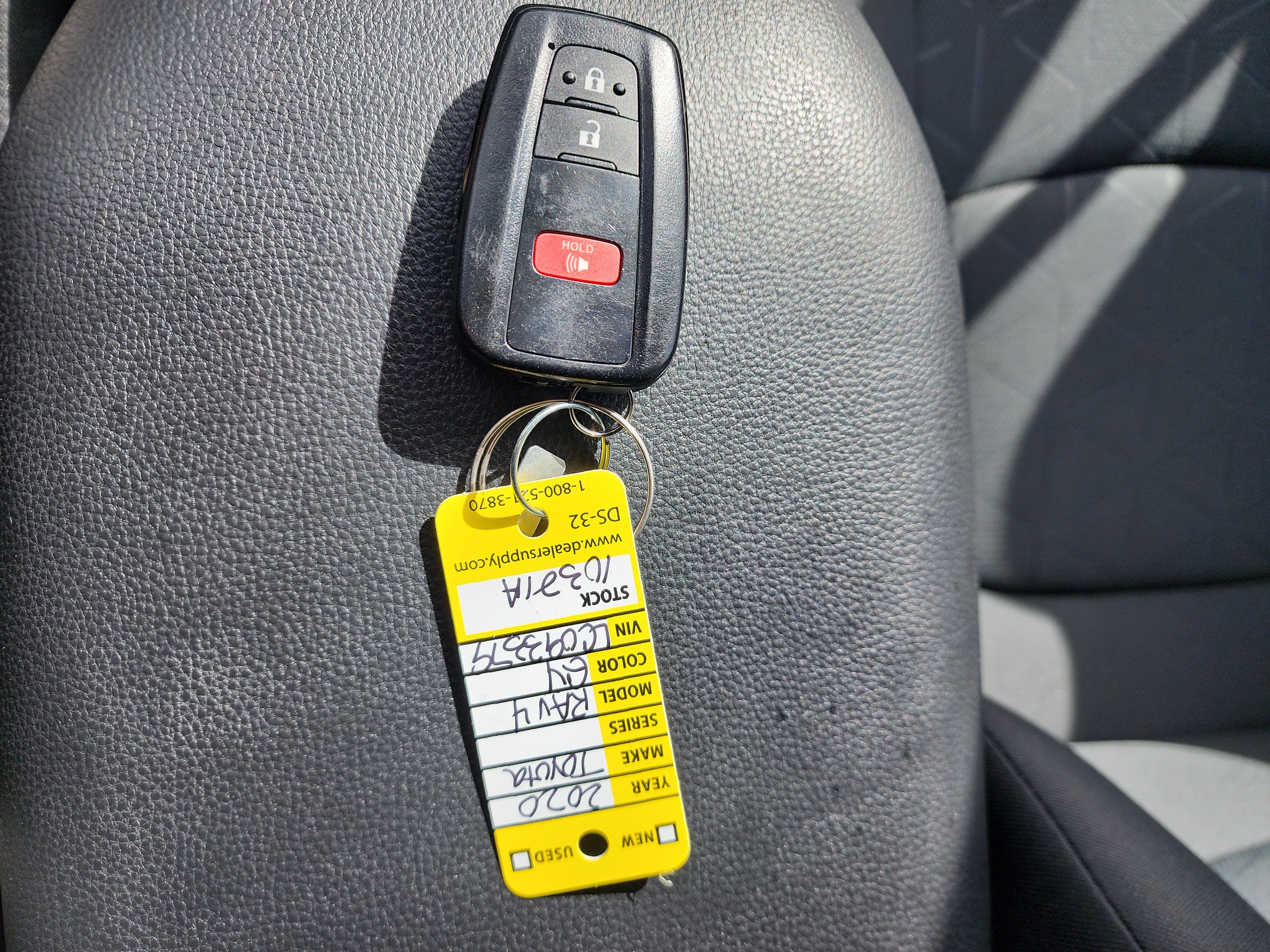 2020 Toyota RAV4 XLE