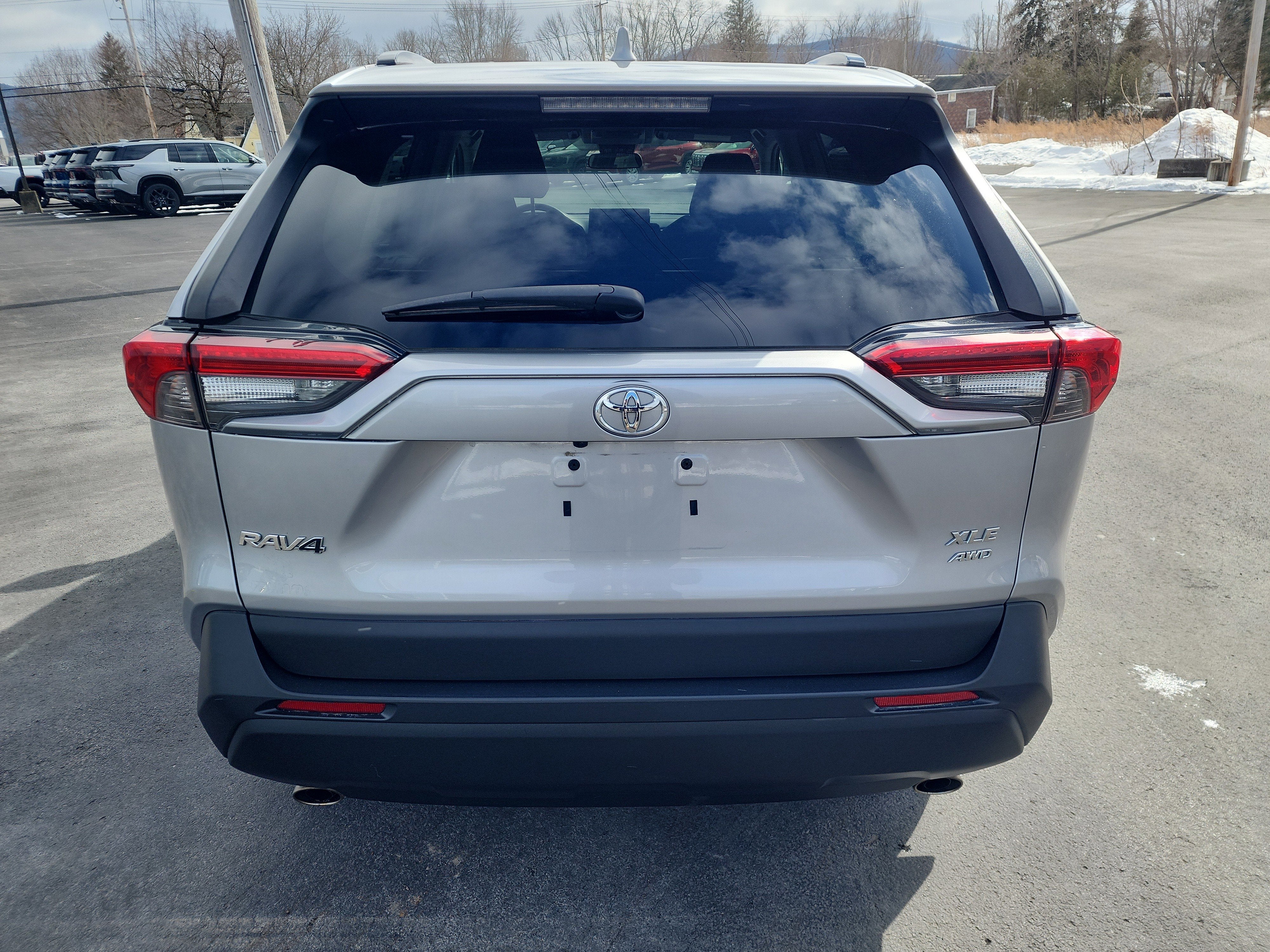 2020 Toyota RAV4 XLE