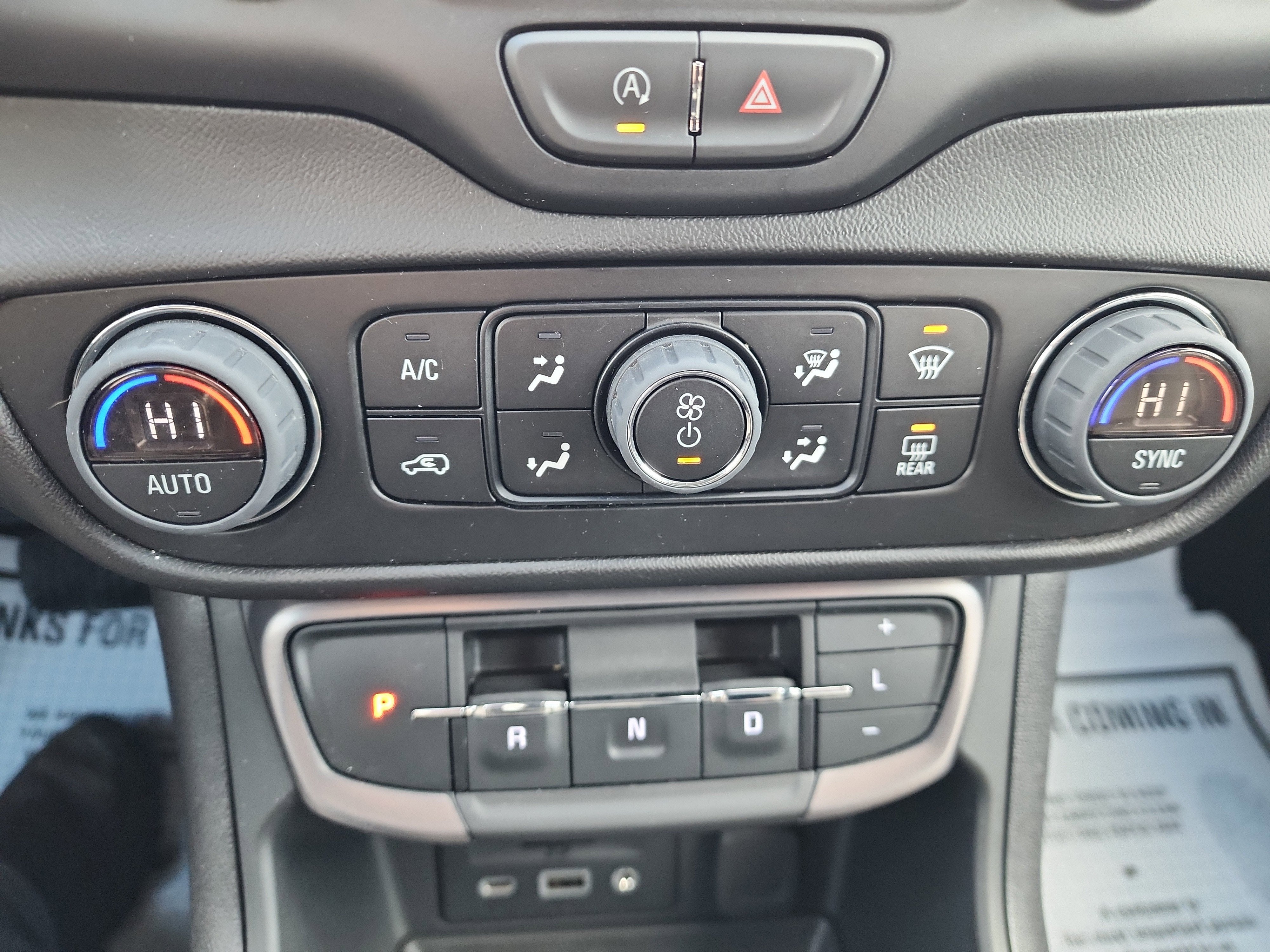 2023 GMC Terrain AT4