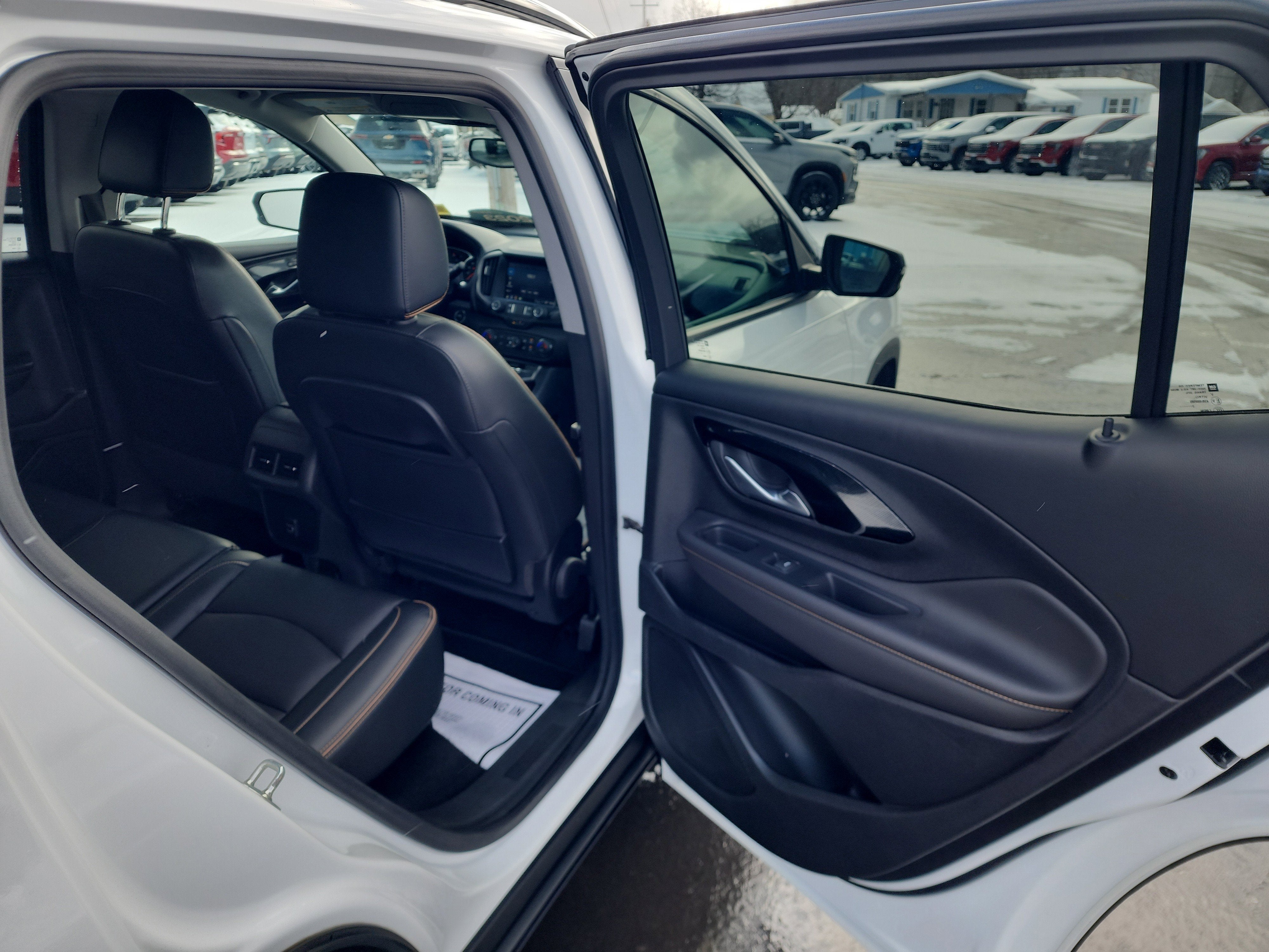 2023 GMC Terrain AT4