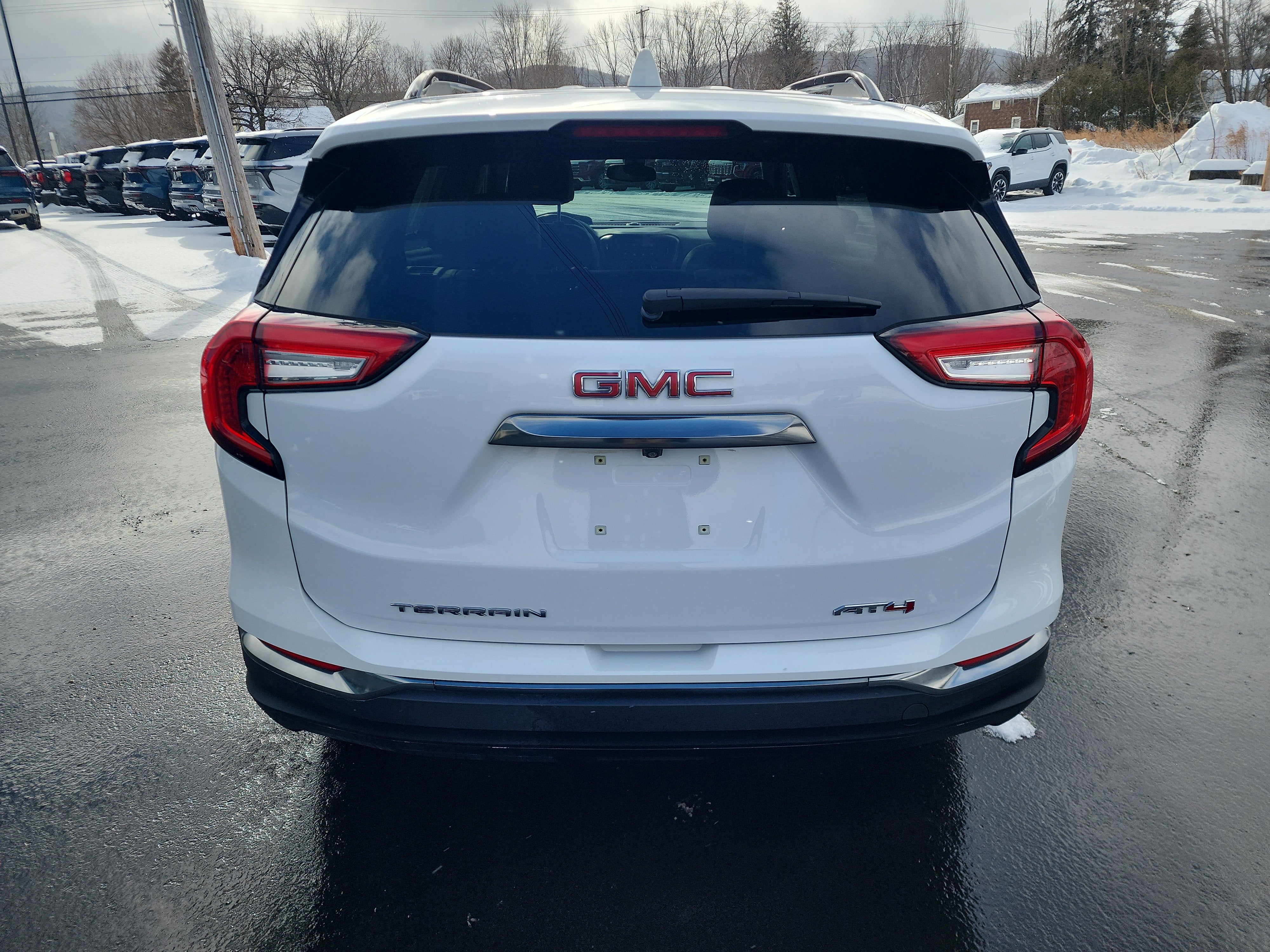 2023 GMC Terrain AT4