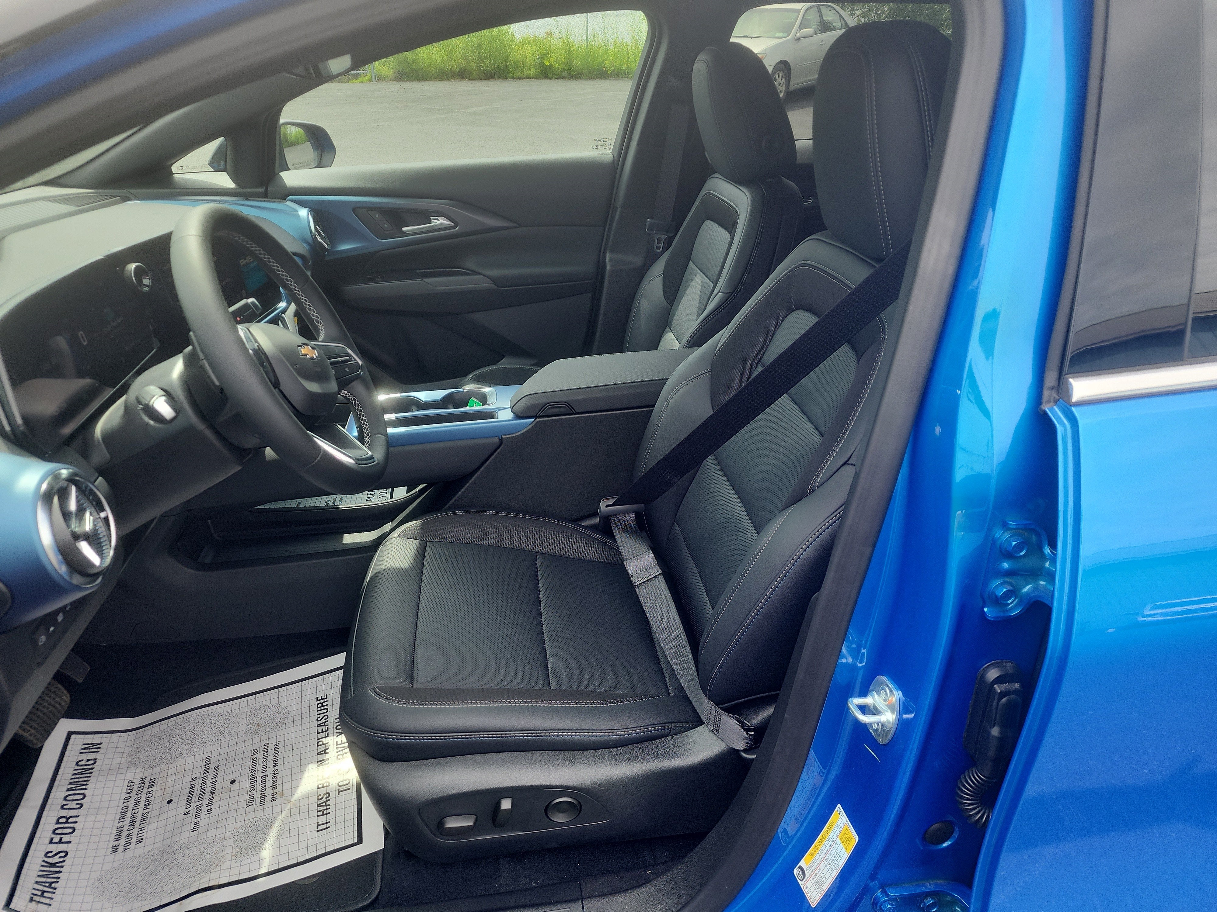 2025 Chevrolet Equinox EV LT