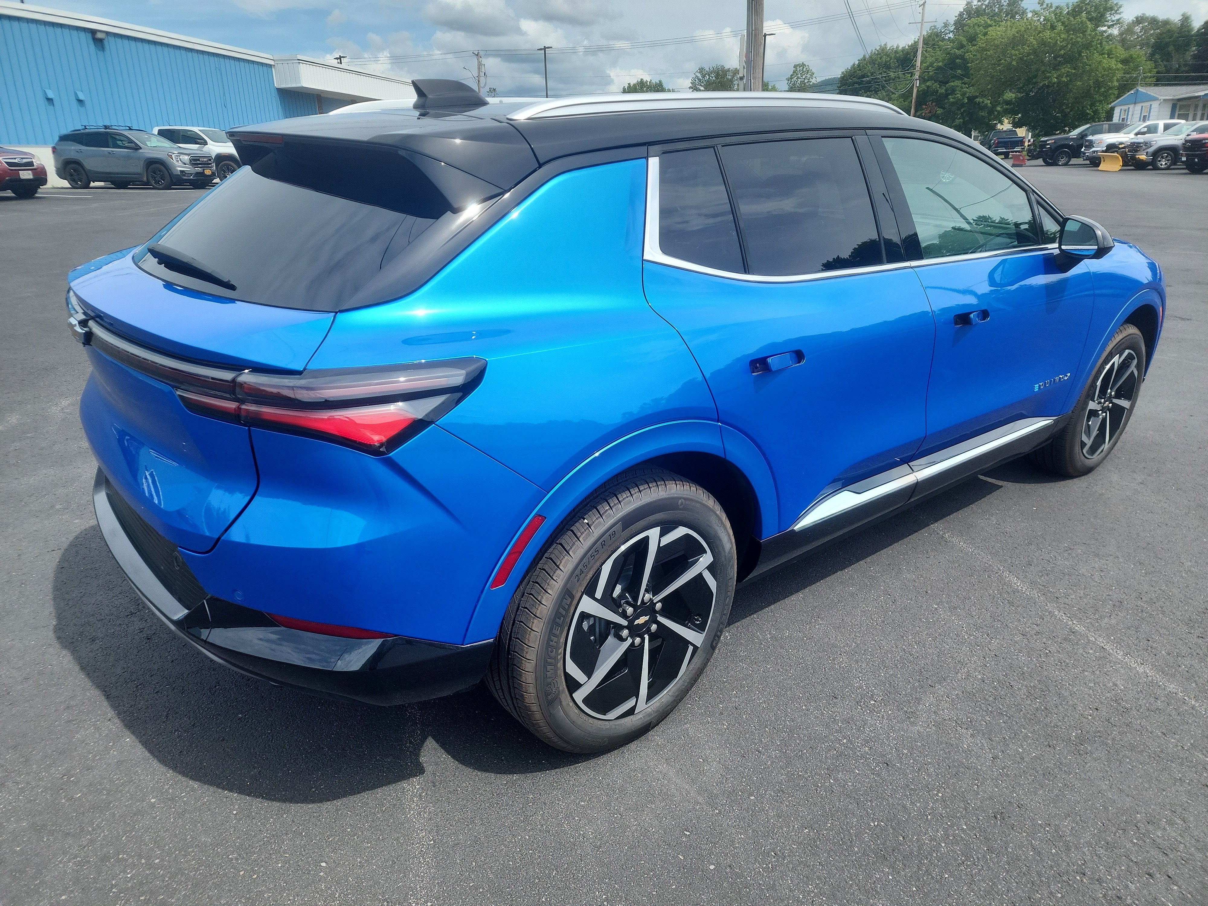 2025 Chevrolet Equinox EV LT