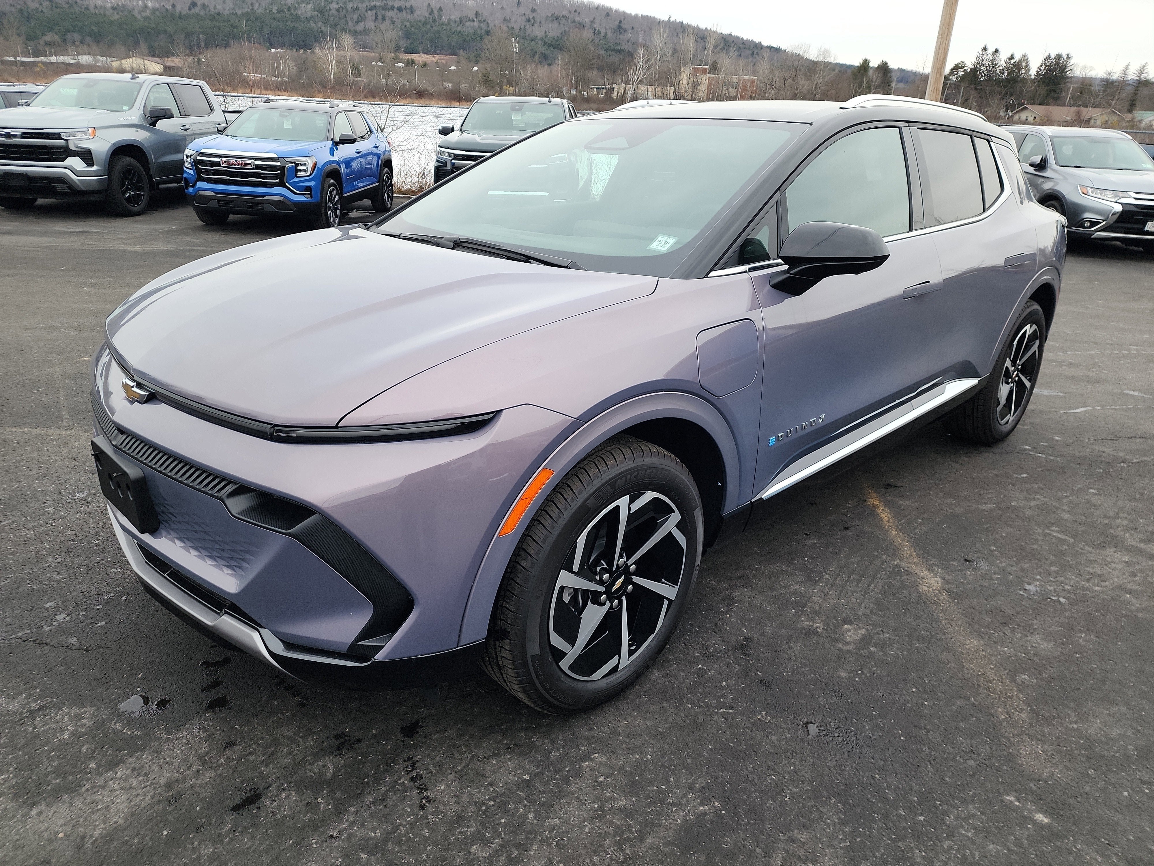 2025 Chevrolet Equinox EV LT