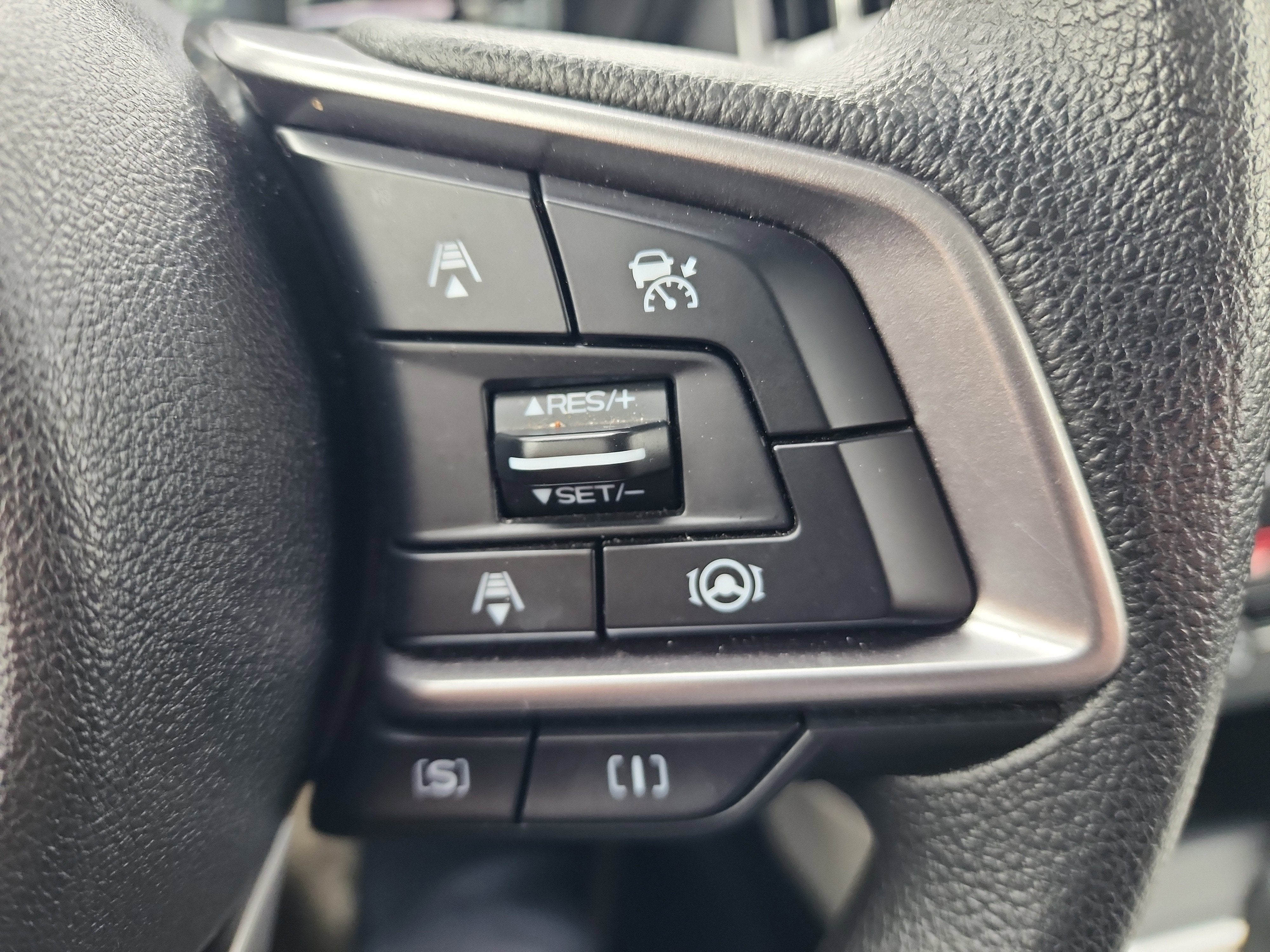 2022 Subaru Forester Base