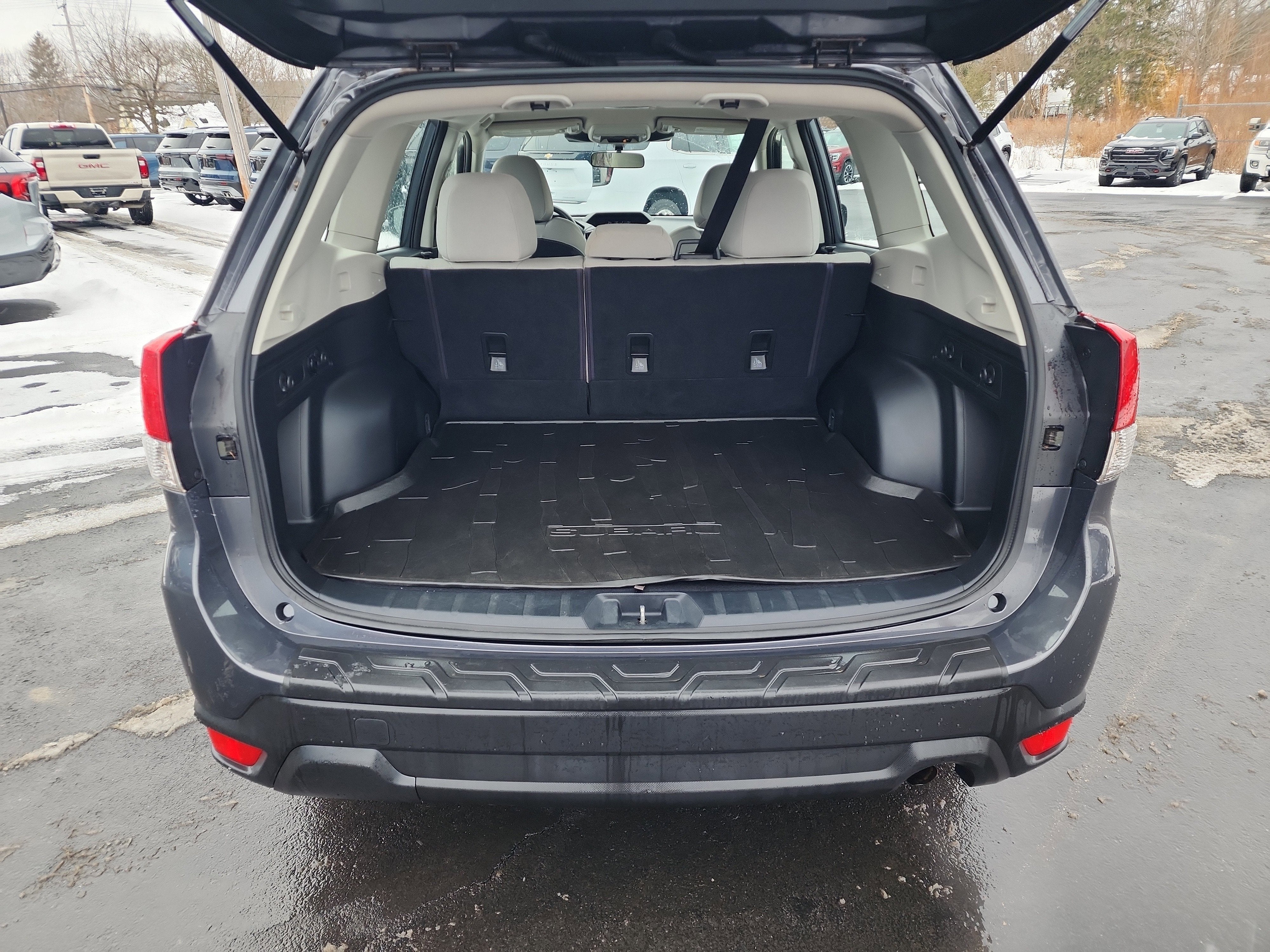 2022 Subaru Forester Base