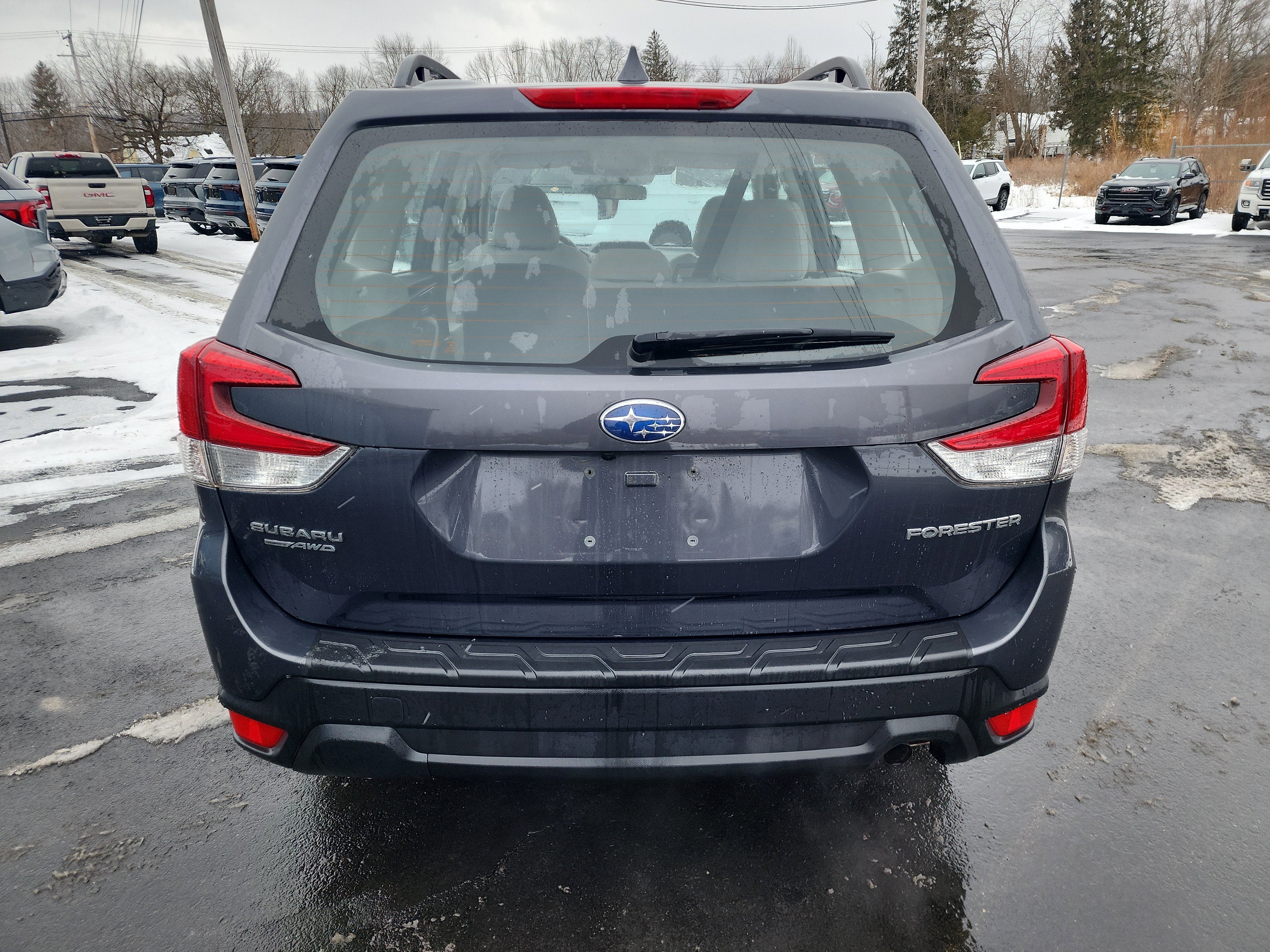 2022 Subaru Forester Base