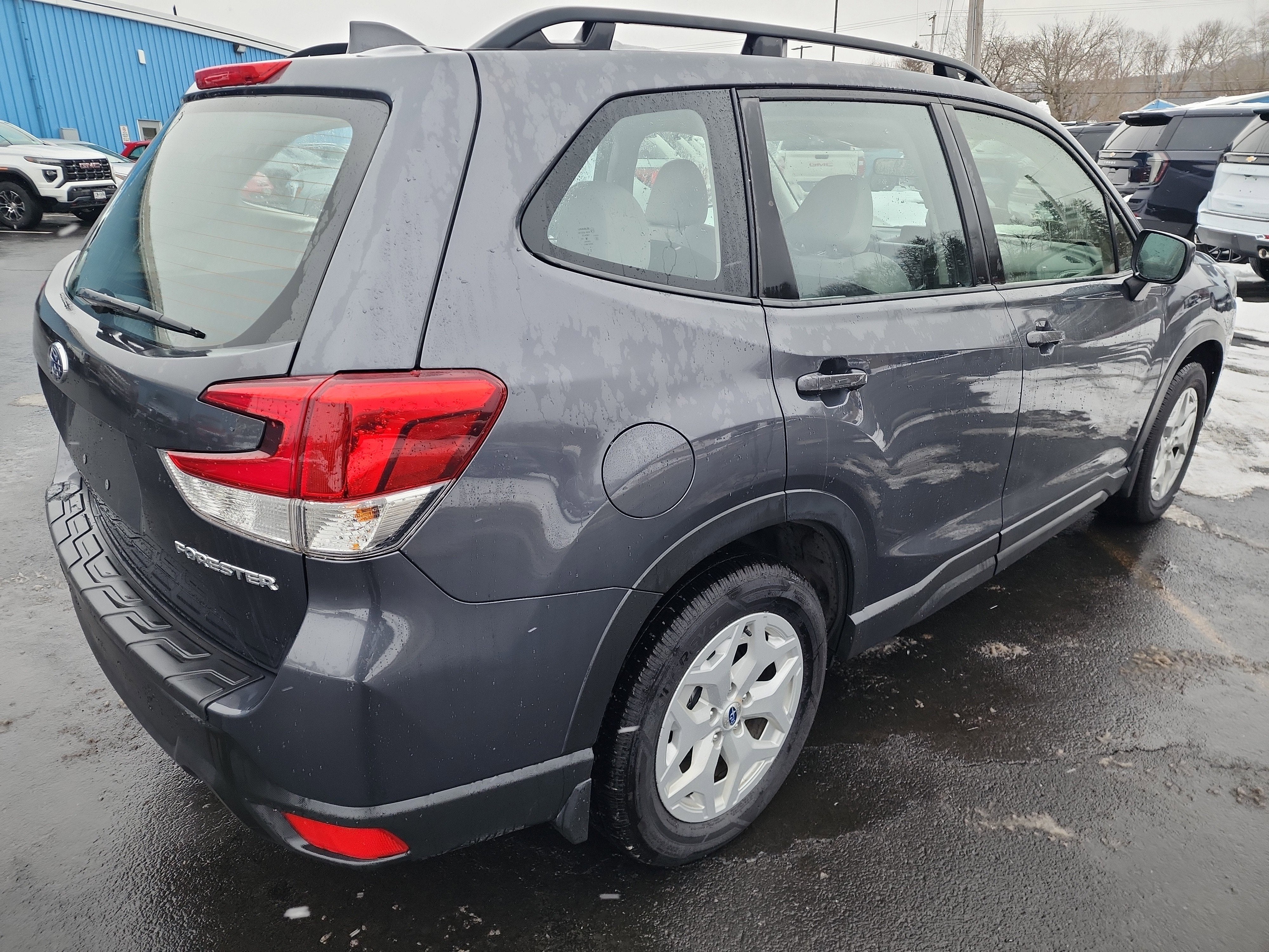 2022 Subaru Forester Base