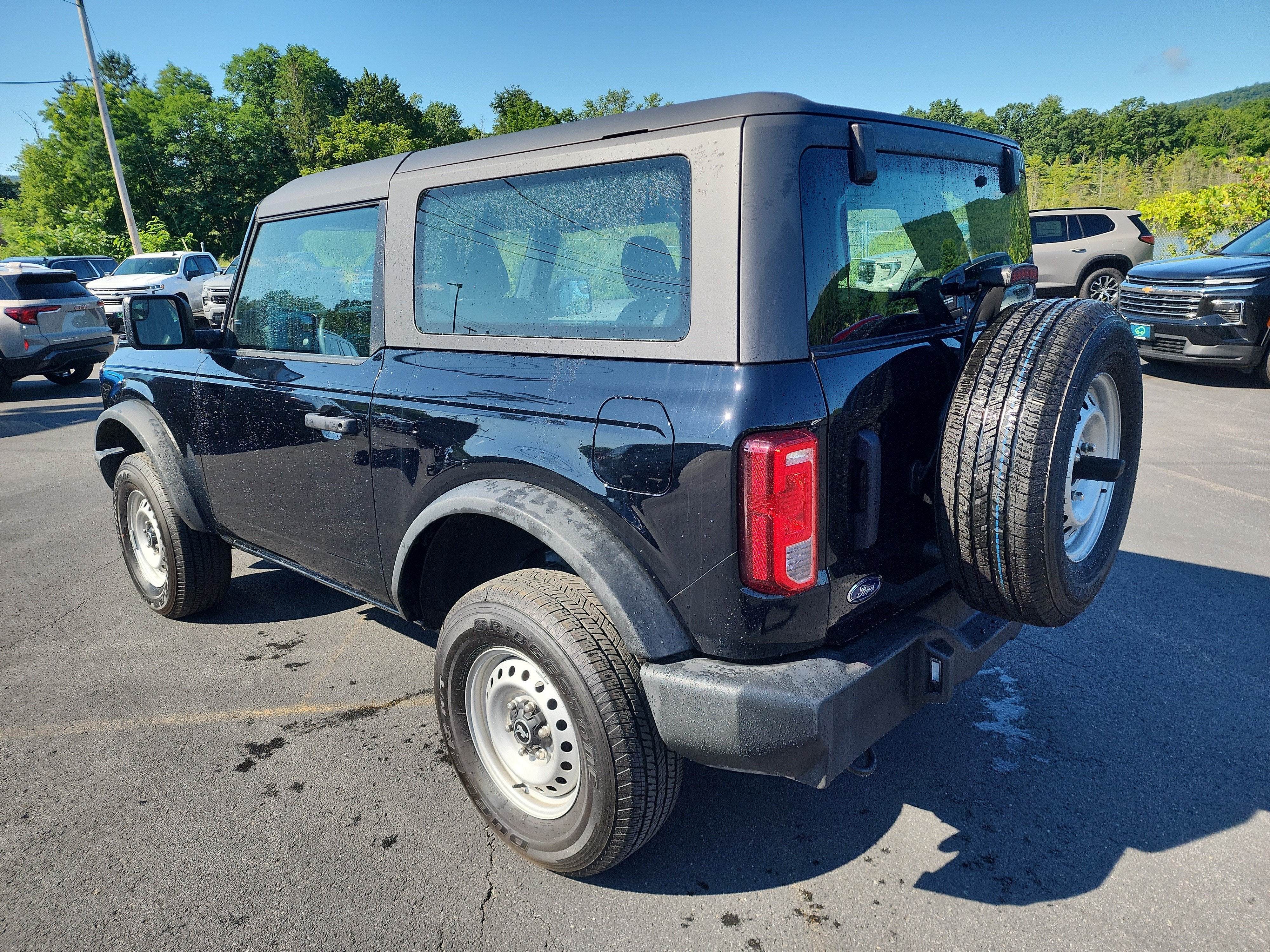 2025 Ford Bronco Base
