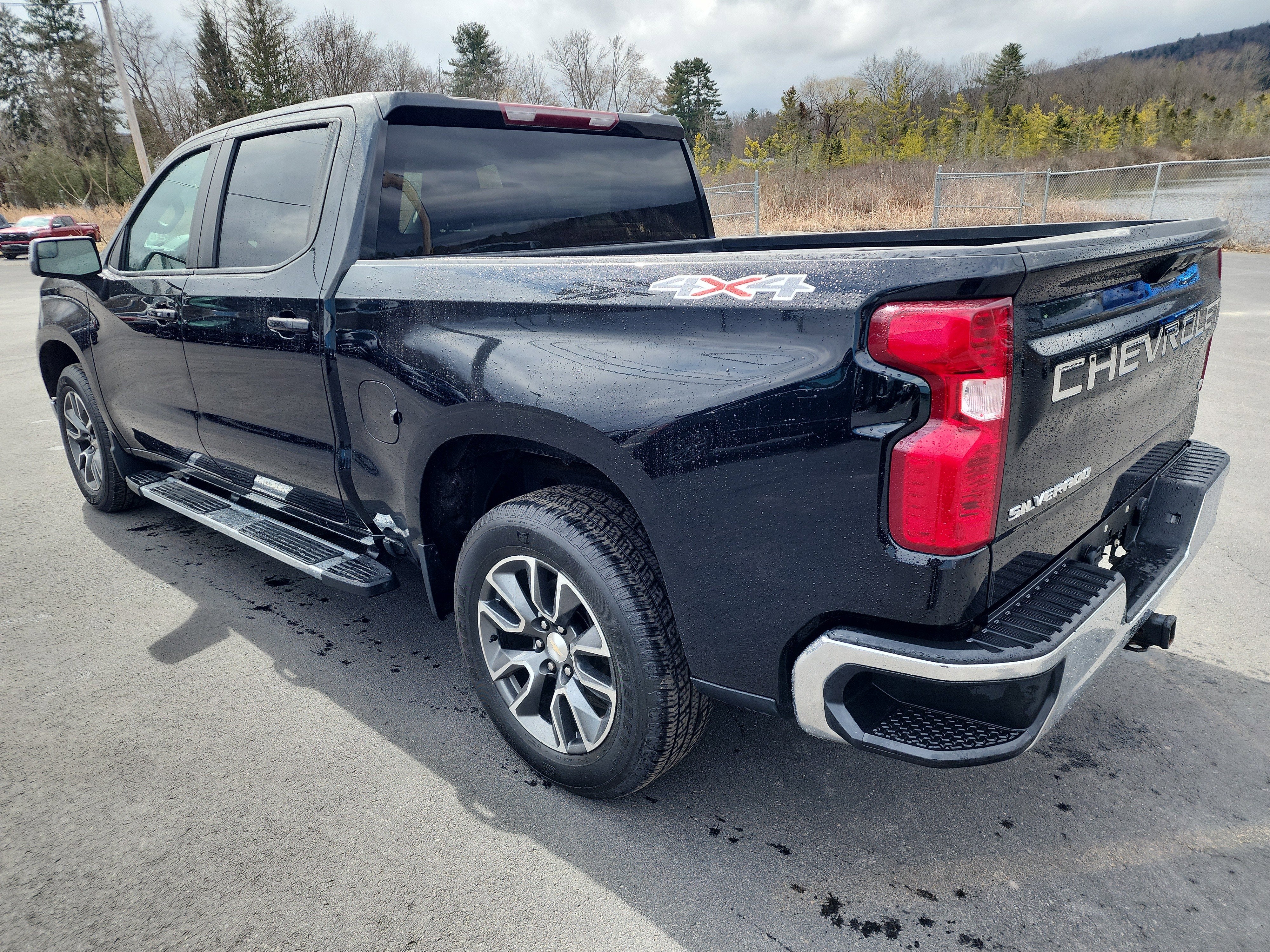 2022 Chevrolet Silverado 1500 LT (2FL)