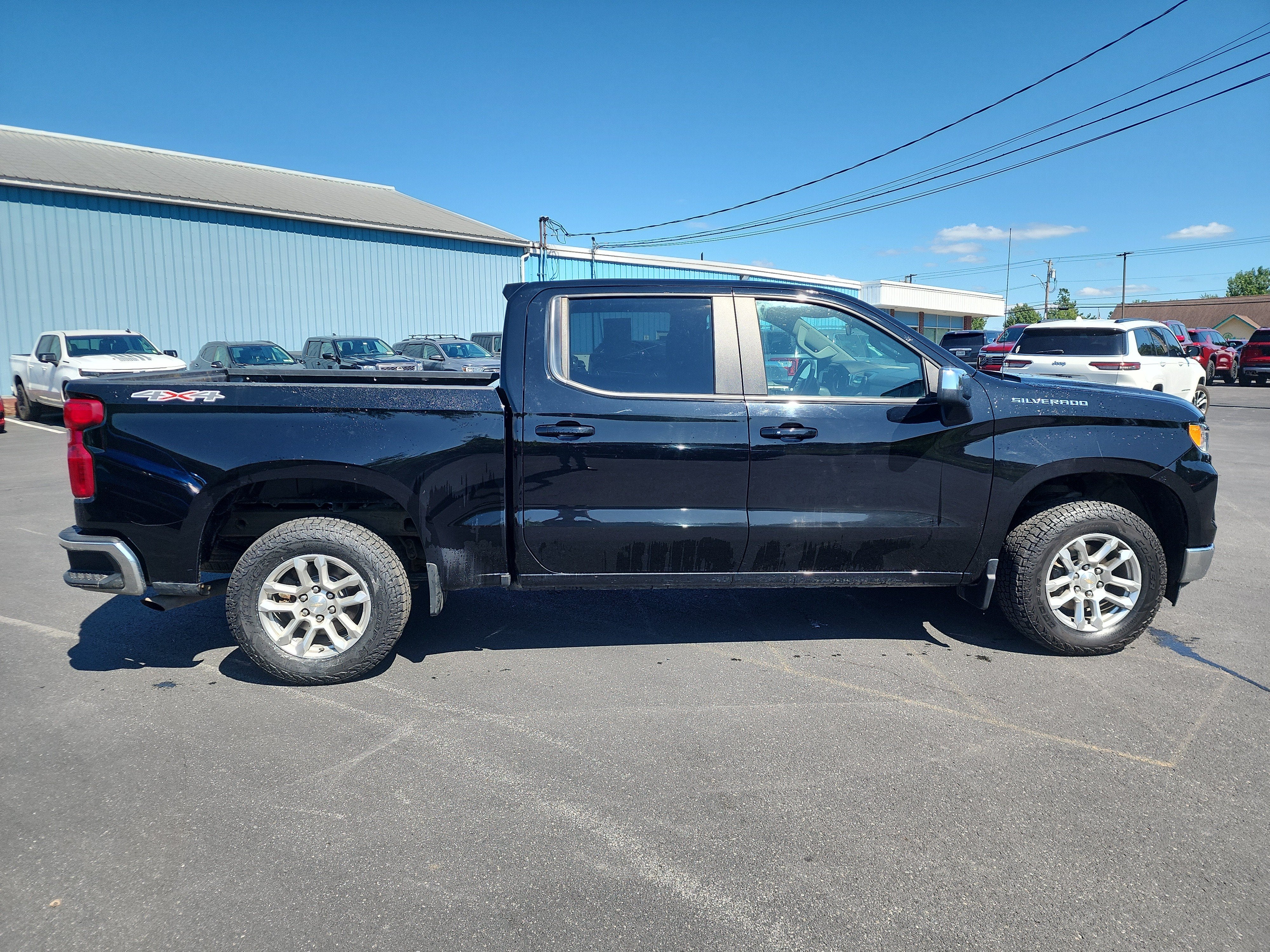 2024 Chevrolet Silverado 1500 LT (2FL)