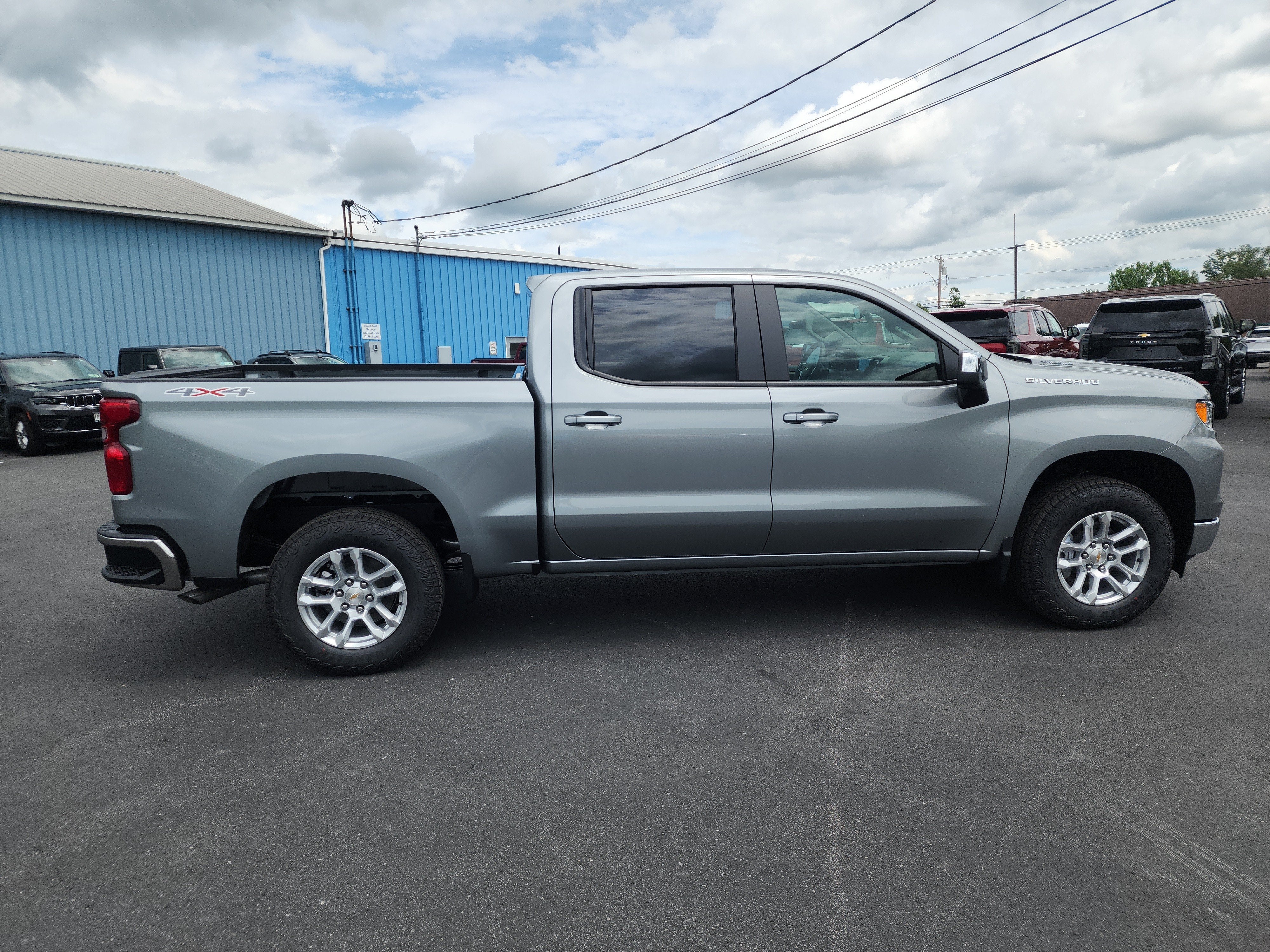 2026 Chevrolet Silverado 1500 LT (2FL)