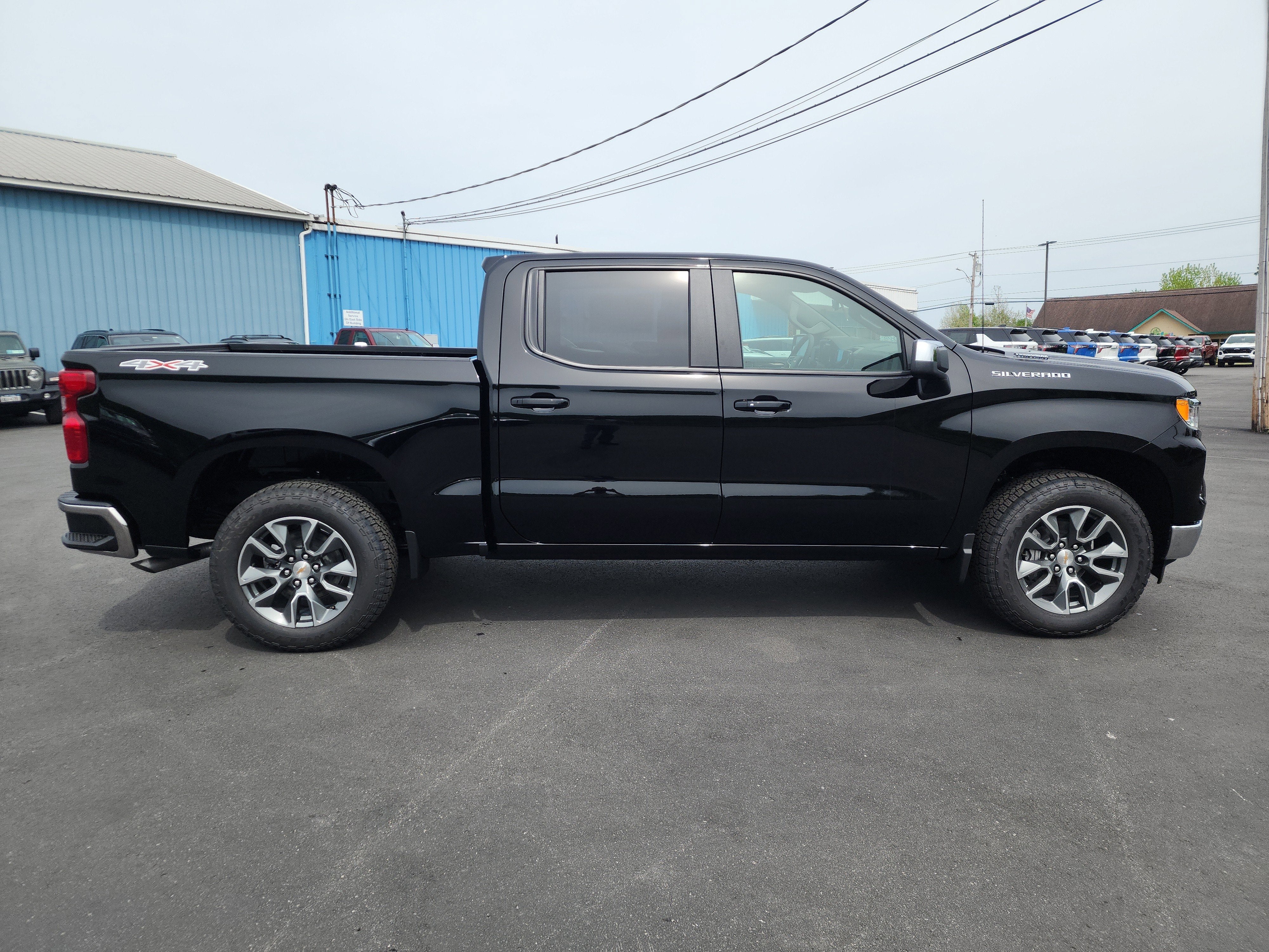2026 Chevrolet Silverado 1500 LT (2FL)