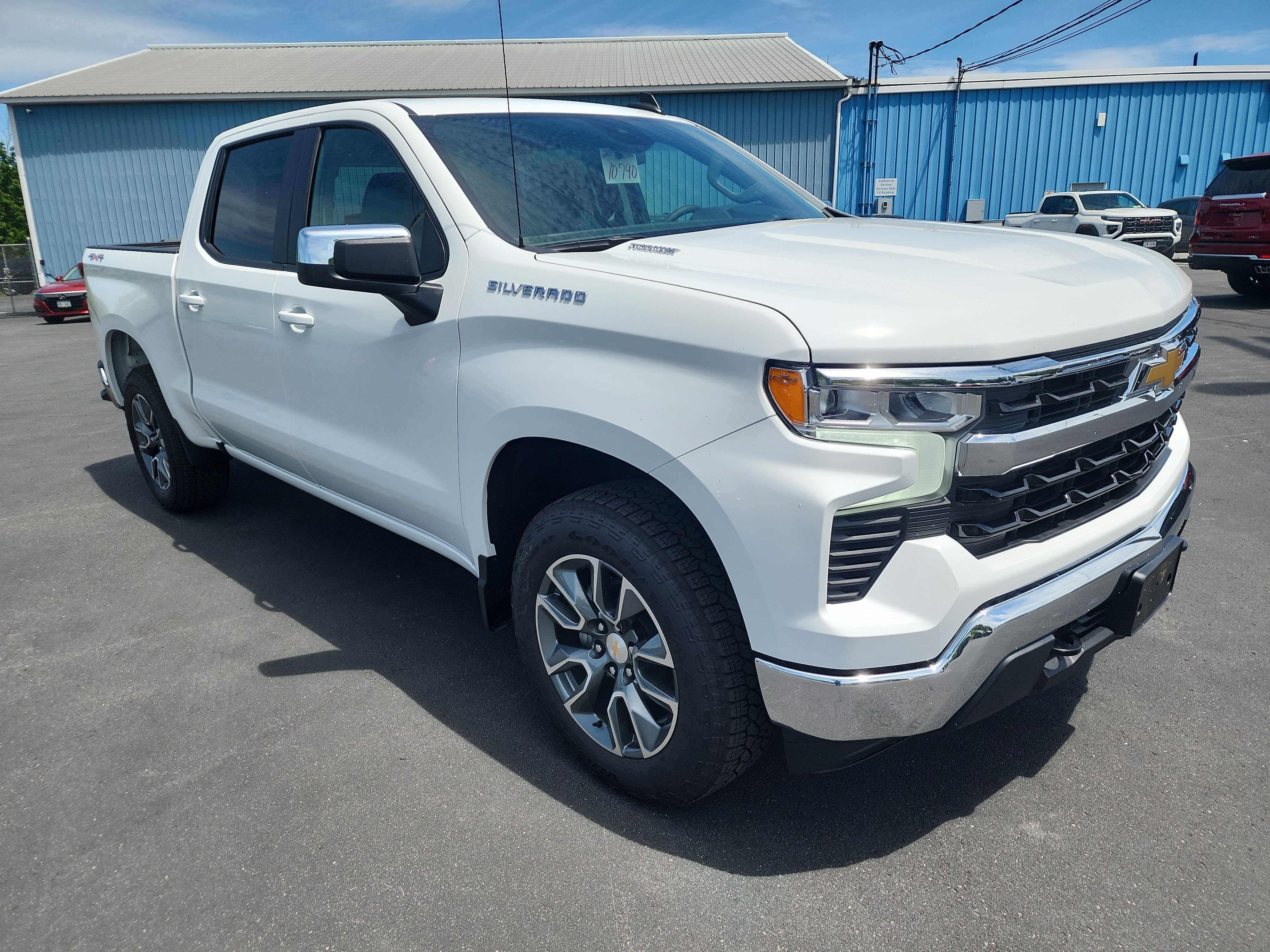 2026 Chevrolet Silverado 1500 LT (2FL)