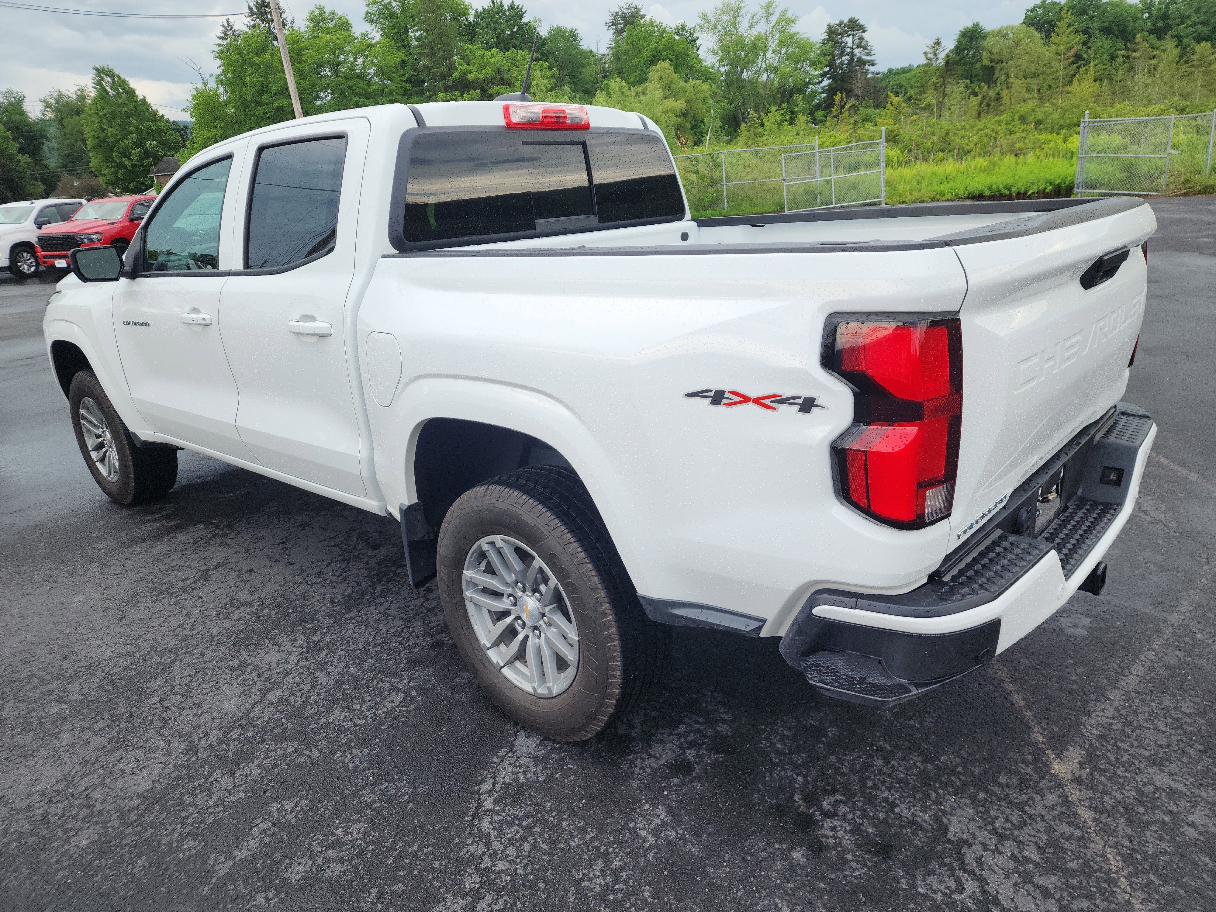 2025 Chevrolet Colorado WT/LT