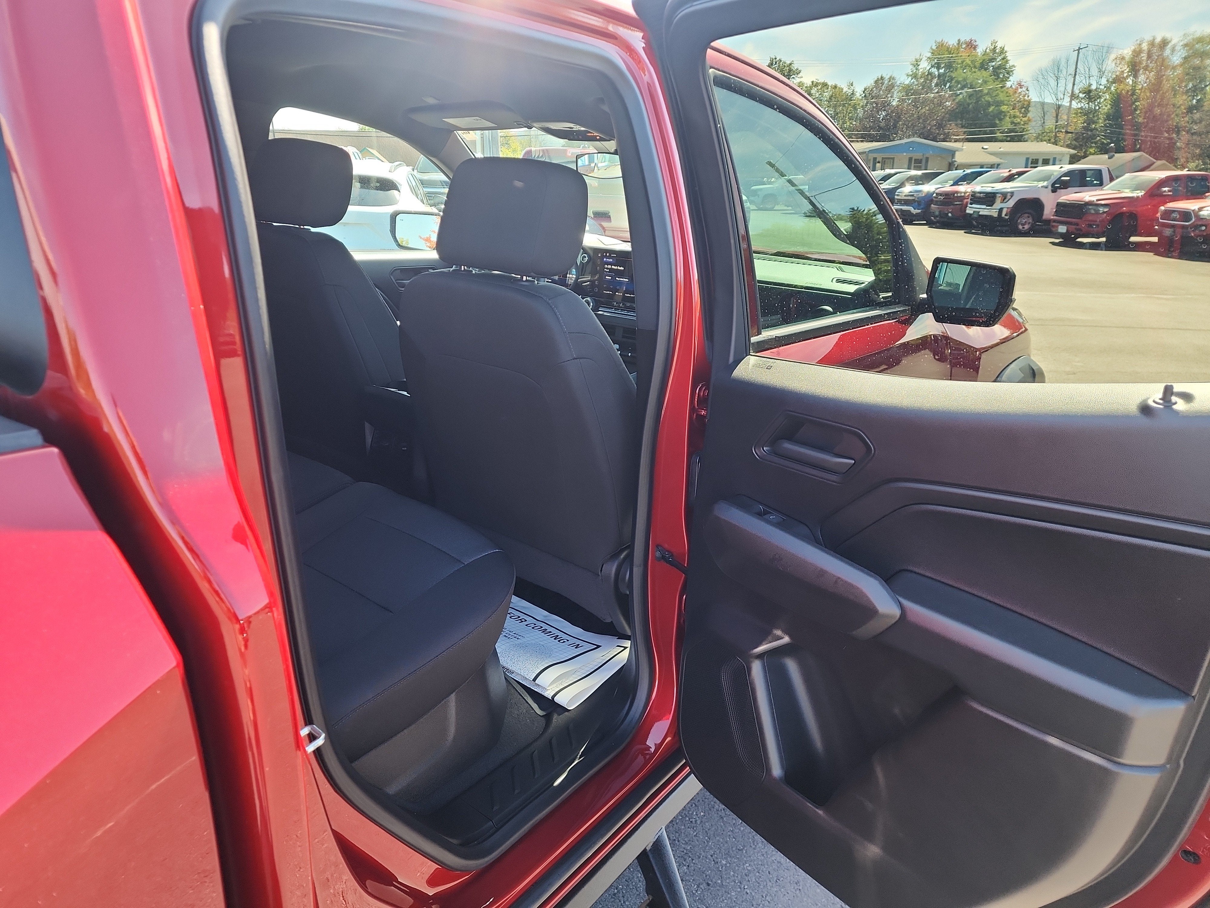 2024 Chevrolet Colorado Trail Boss - Photo 29