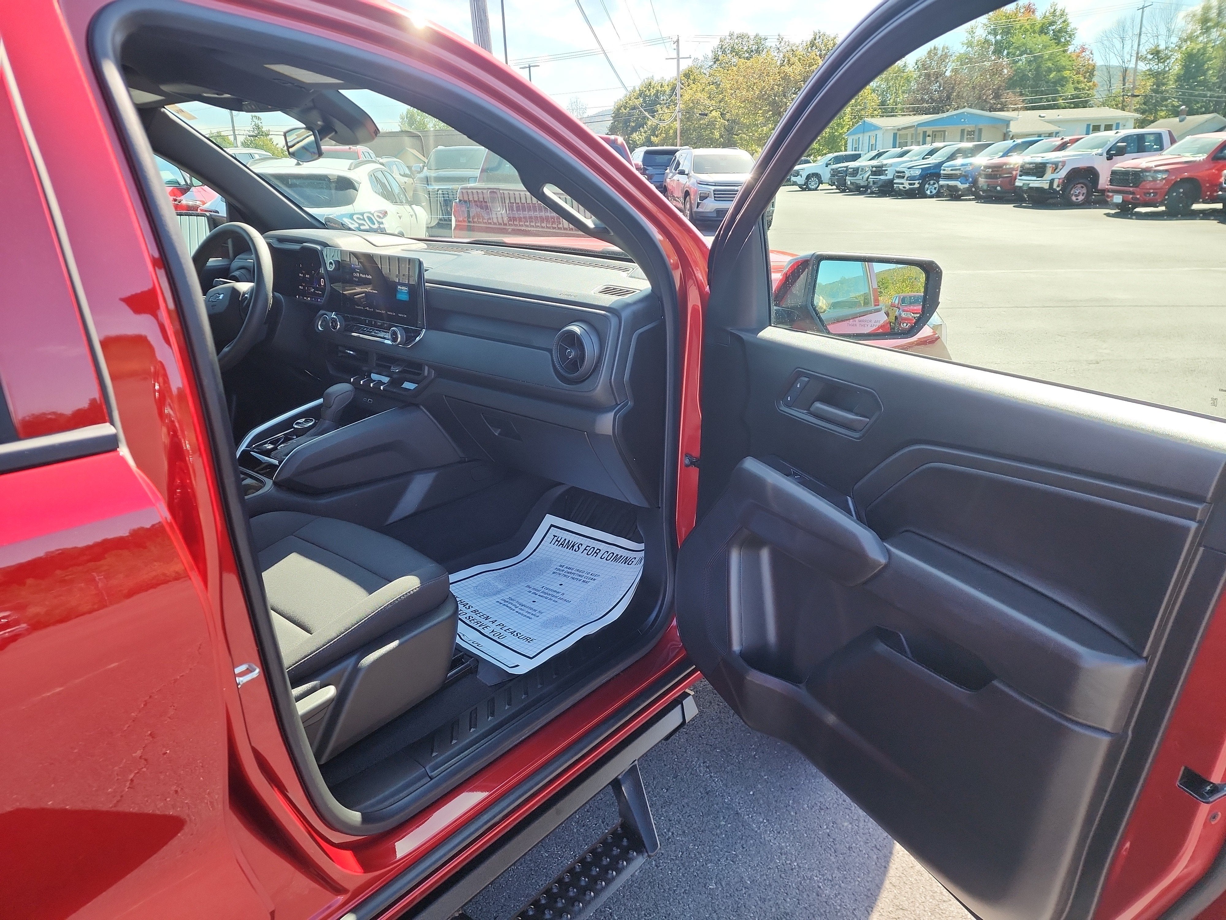 2024 Chevrolet Colorado Trail Boss - Photo 30