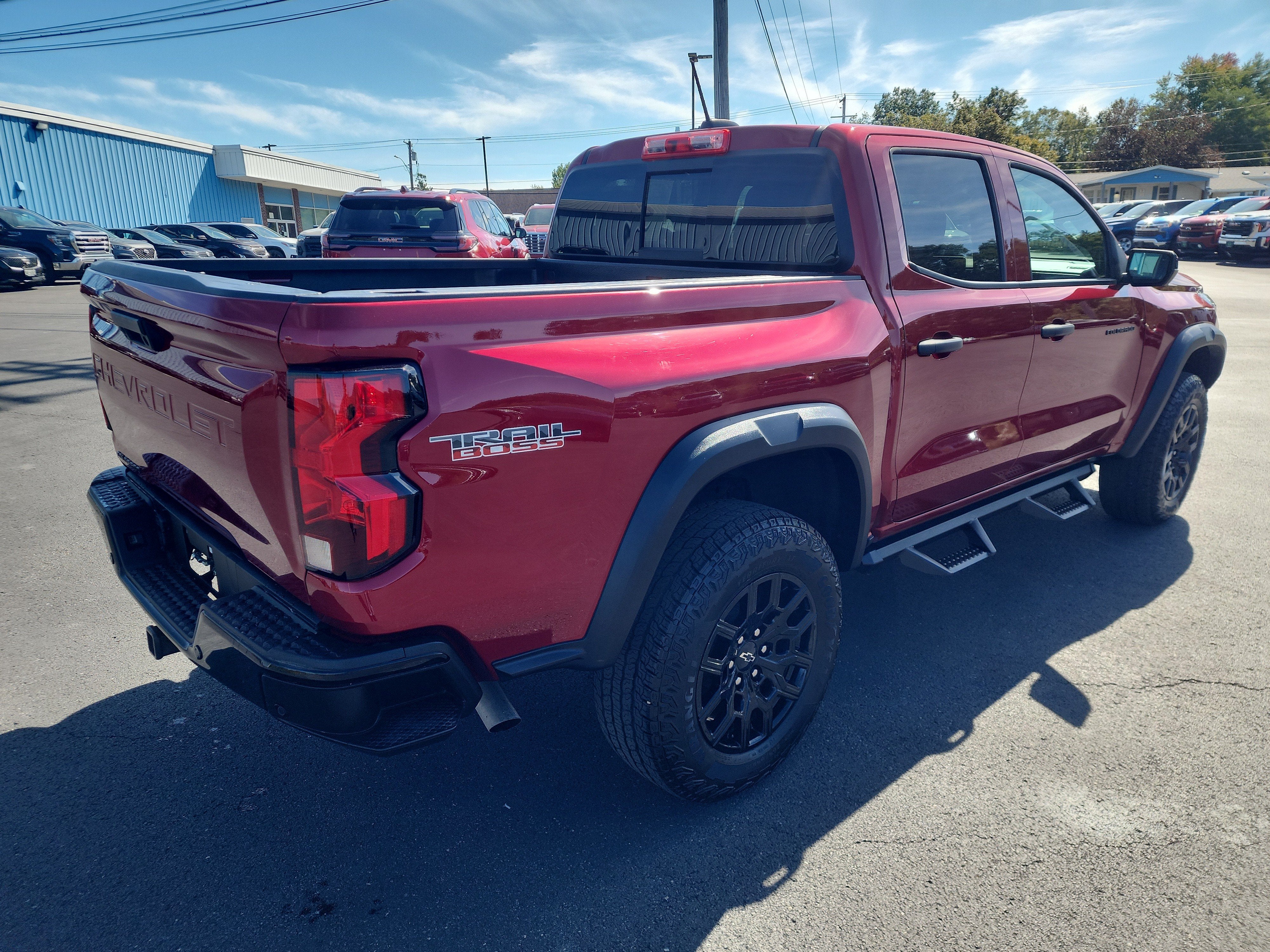2024 Chevrolet Colorado Trail Boss - Photo 8