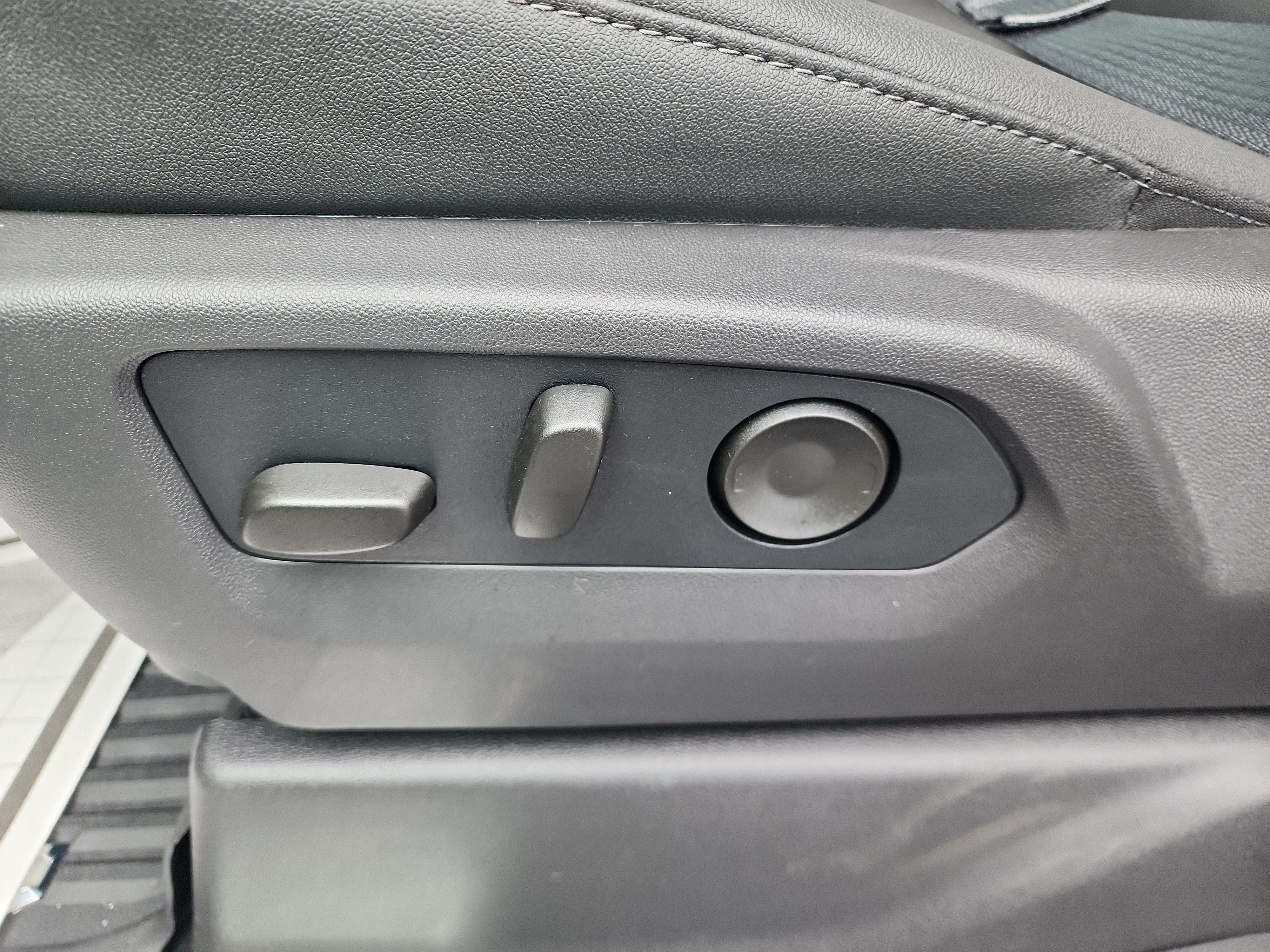 2026 Chevrolet Silverado 1500 RST - Photo 12