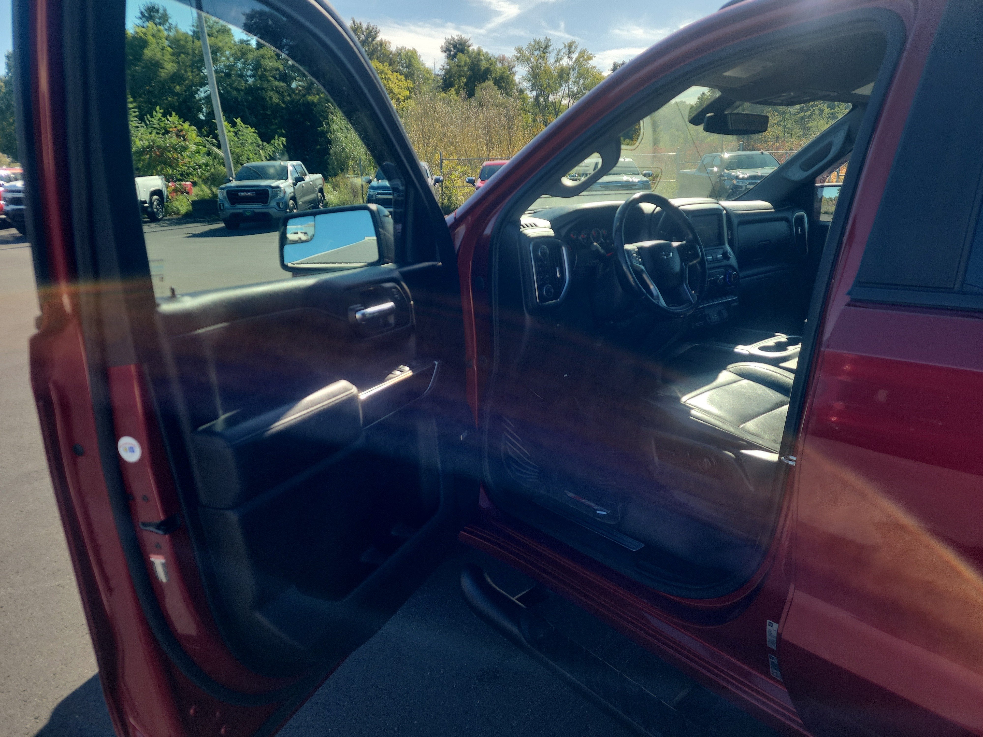 2020 Chevrolet Silverado 1500 RST - Photo 10