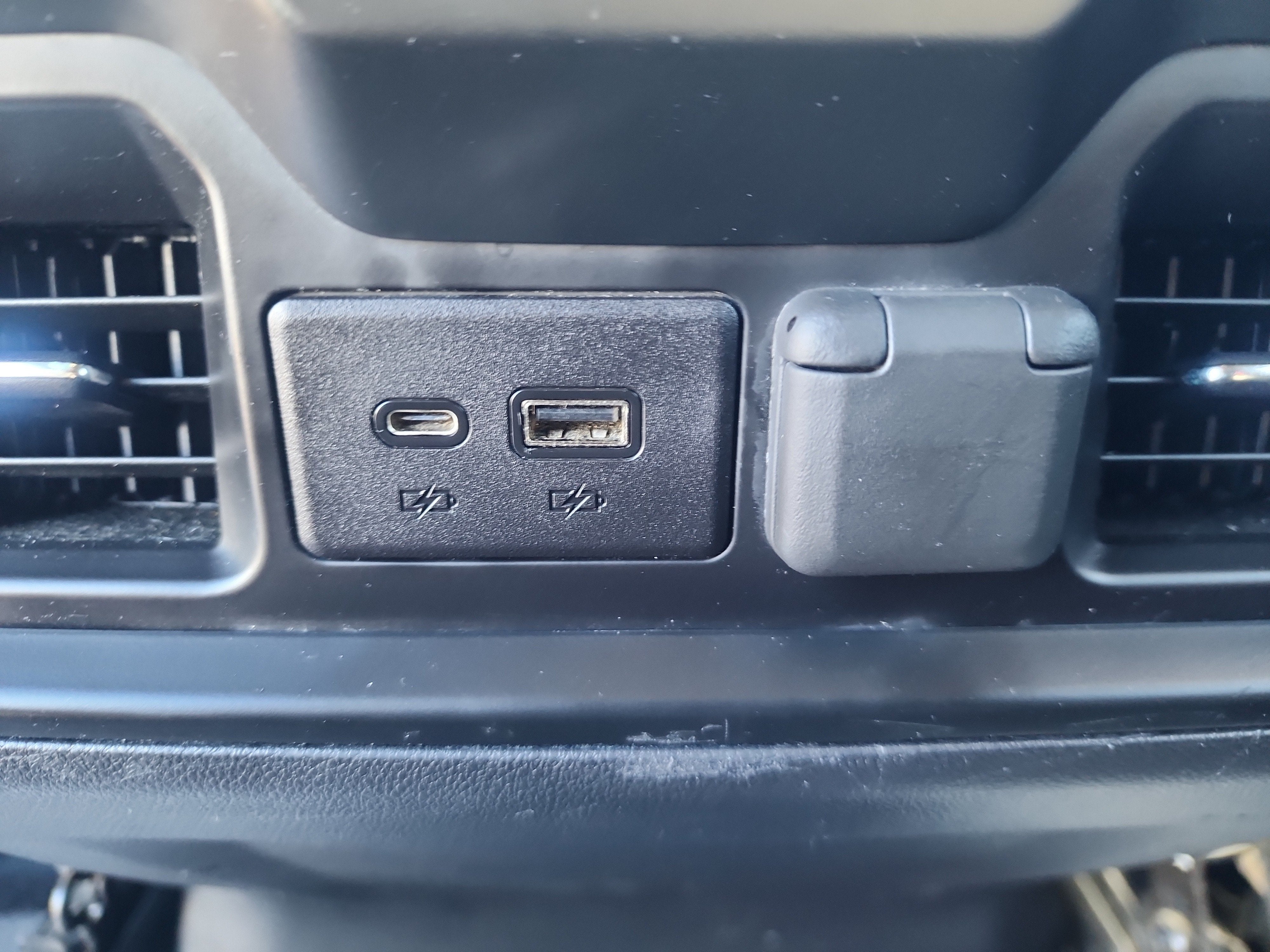 2020 Chevrolet Silverado 1500 RST - Photo 30