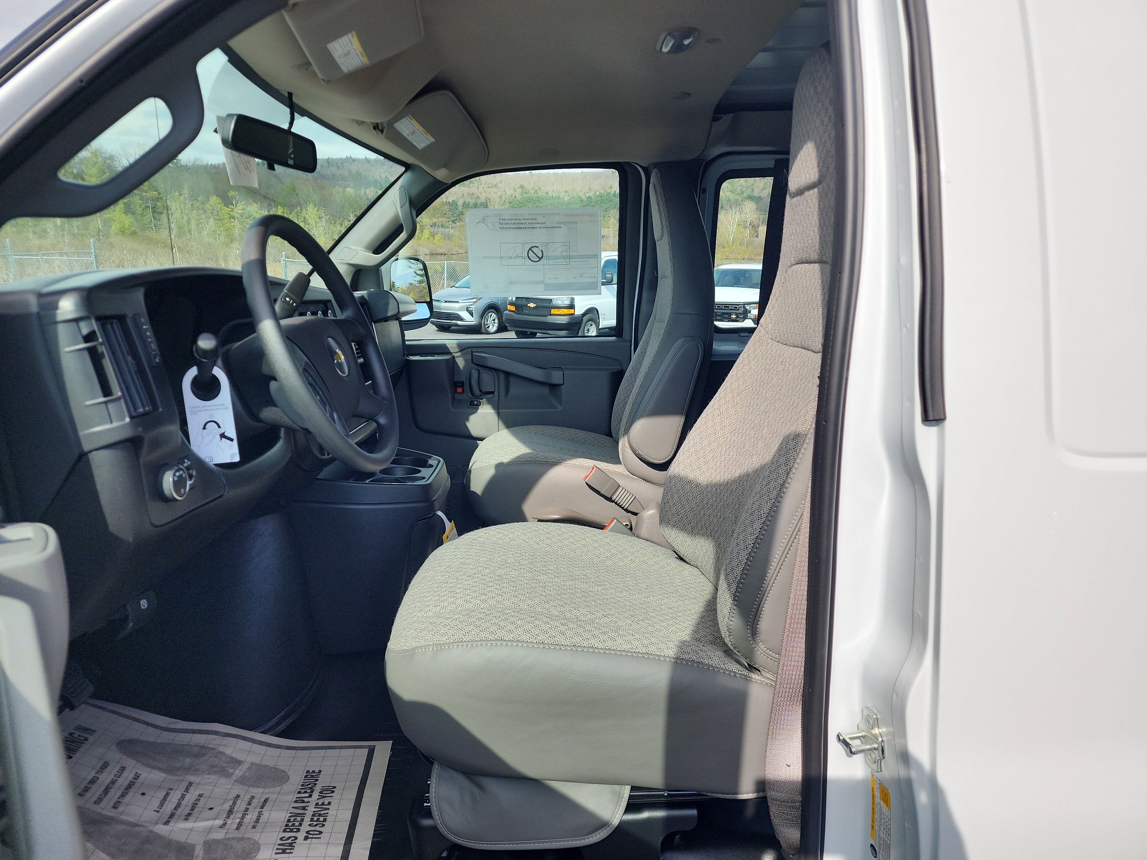 2026 Chevrolet Express Cargo WT